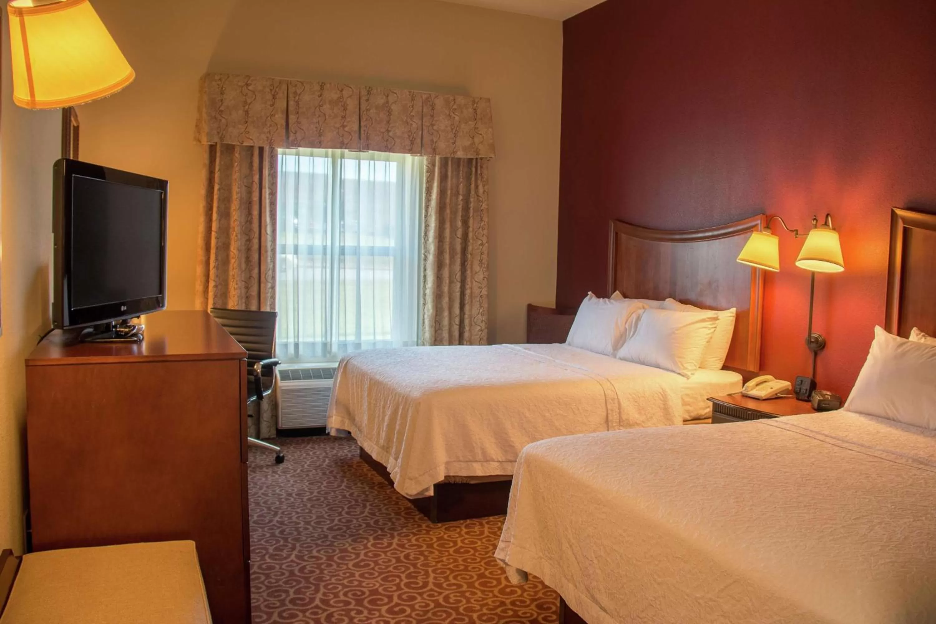 Room with Two Queen Beds - Non-Smoking in Hampton Inn Murphy