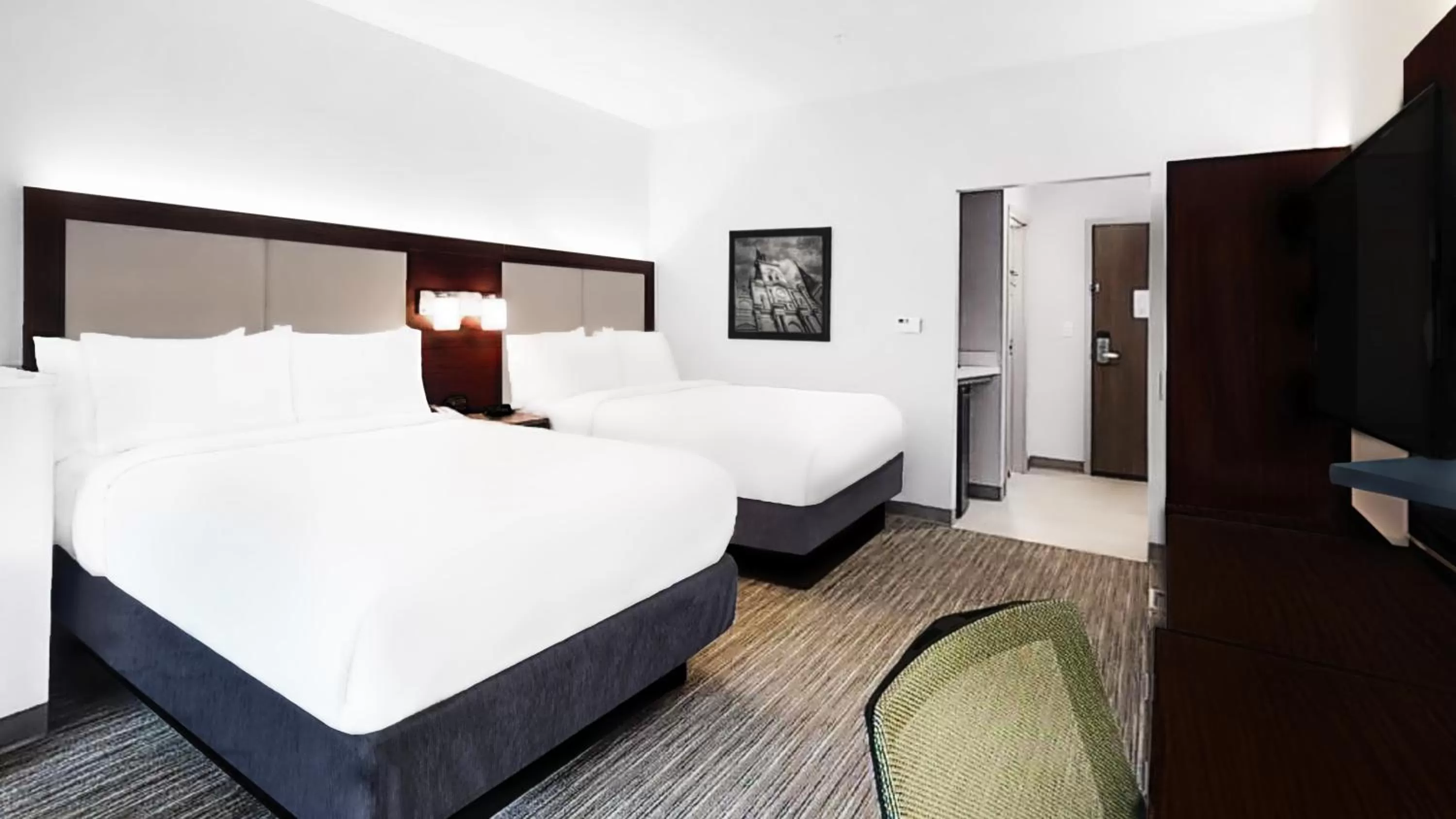 Standard Queen Room with Two Queen Beds in Holiday Inn Express & Suites - Chalmette - New Orleans S by IHG