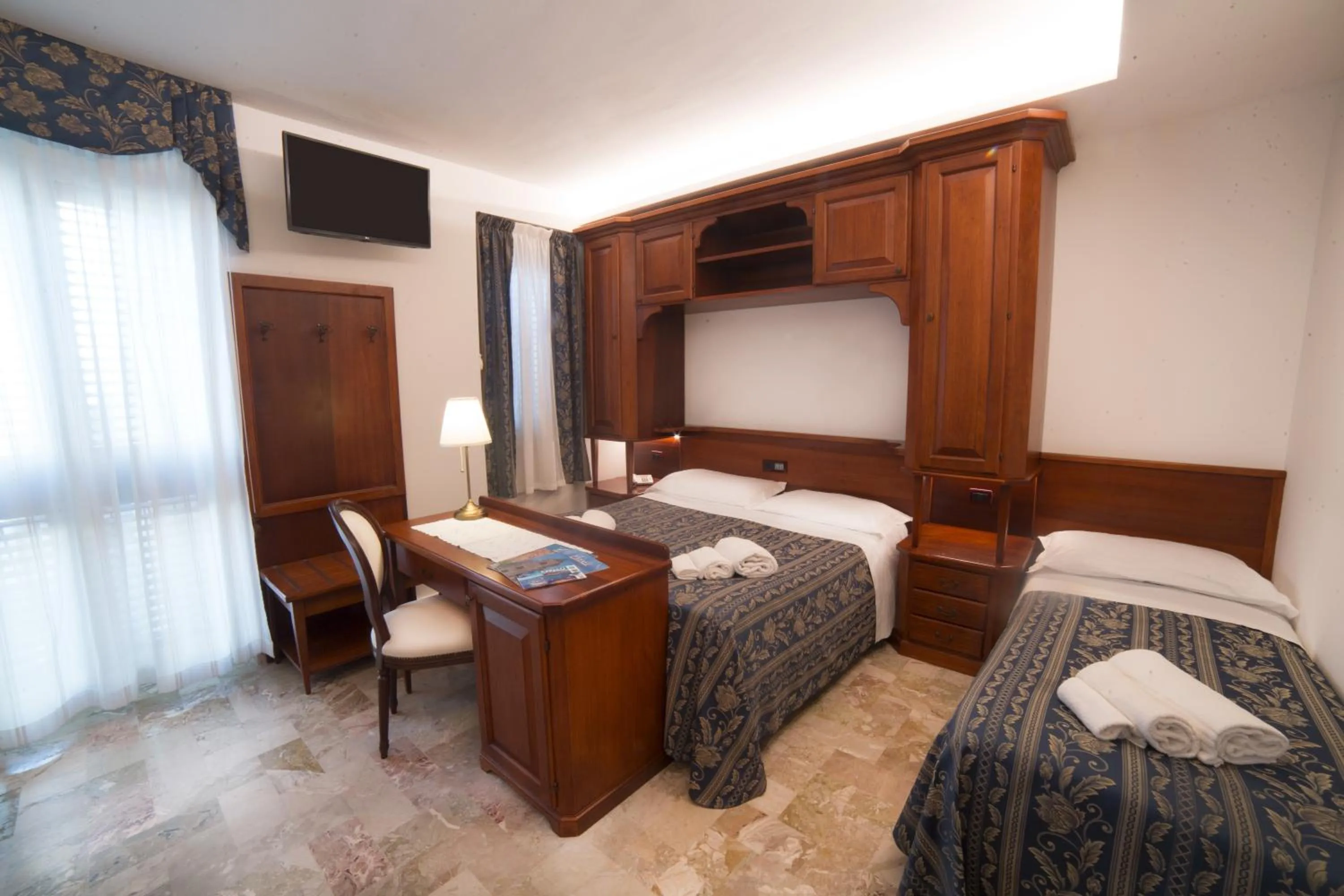 Quadruple Room in Hotel La Giara