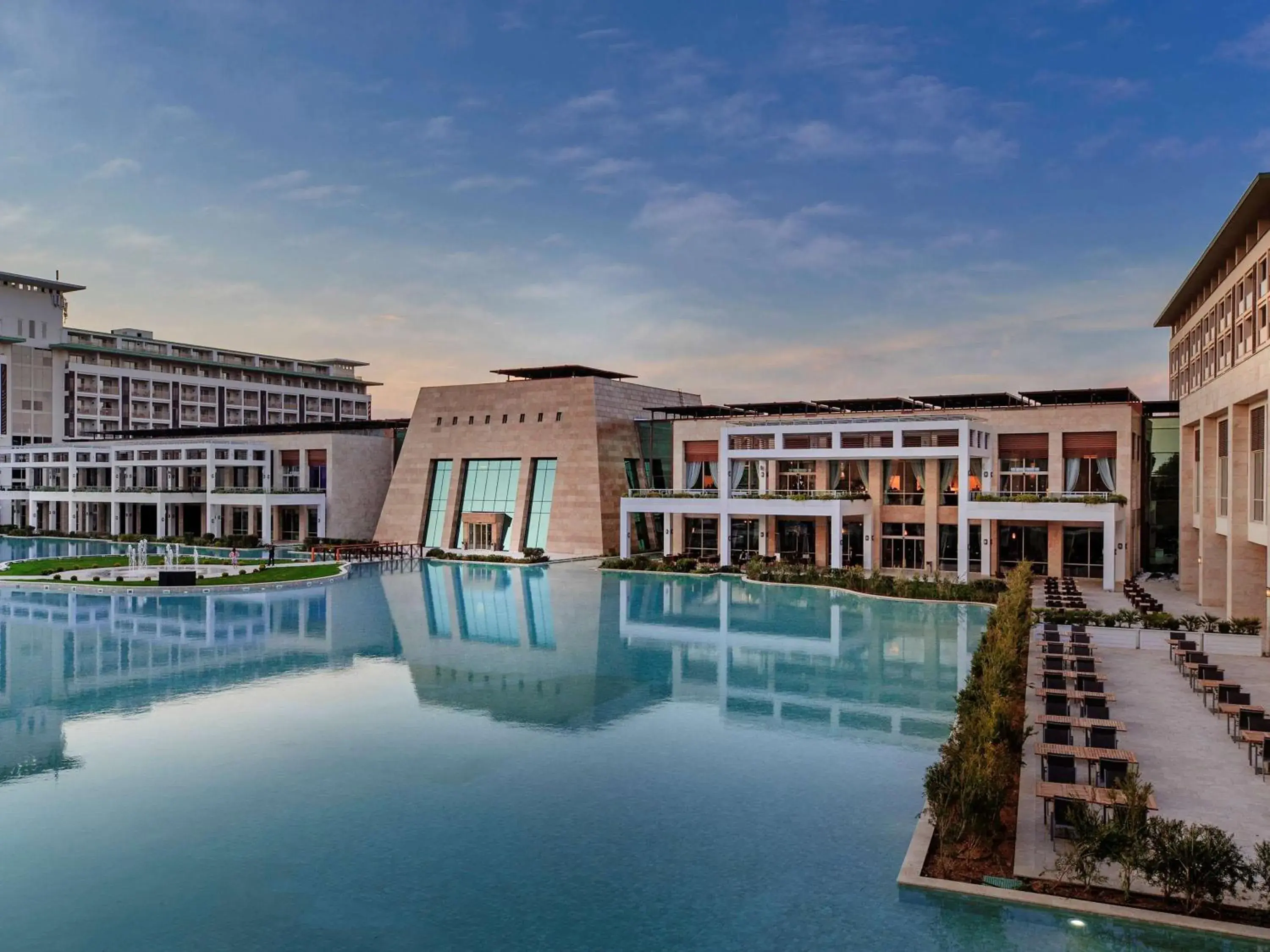 Rixos Premium Belek - The Land of Legends Access Rixos Premium Belek - The Land of Legends Access