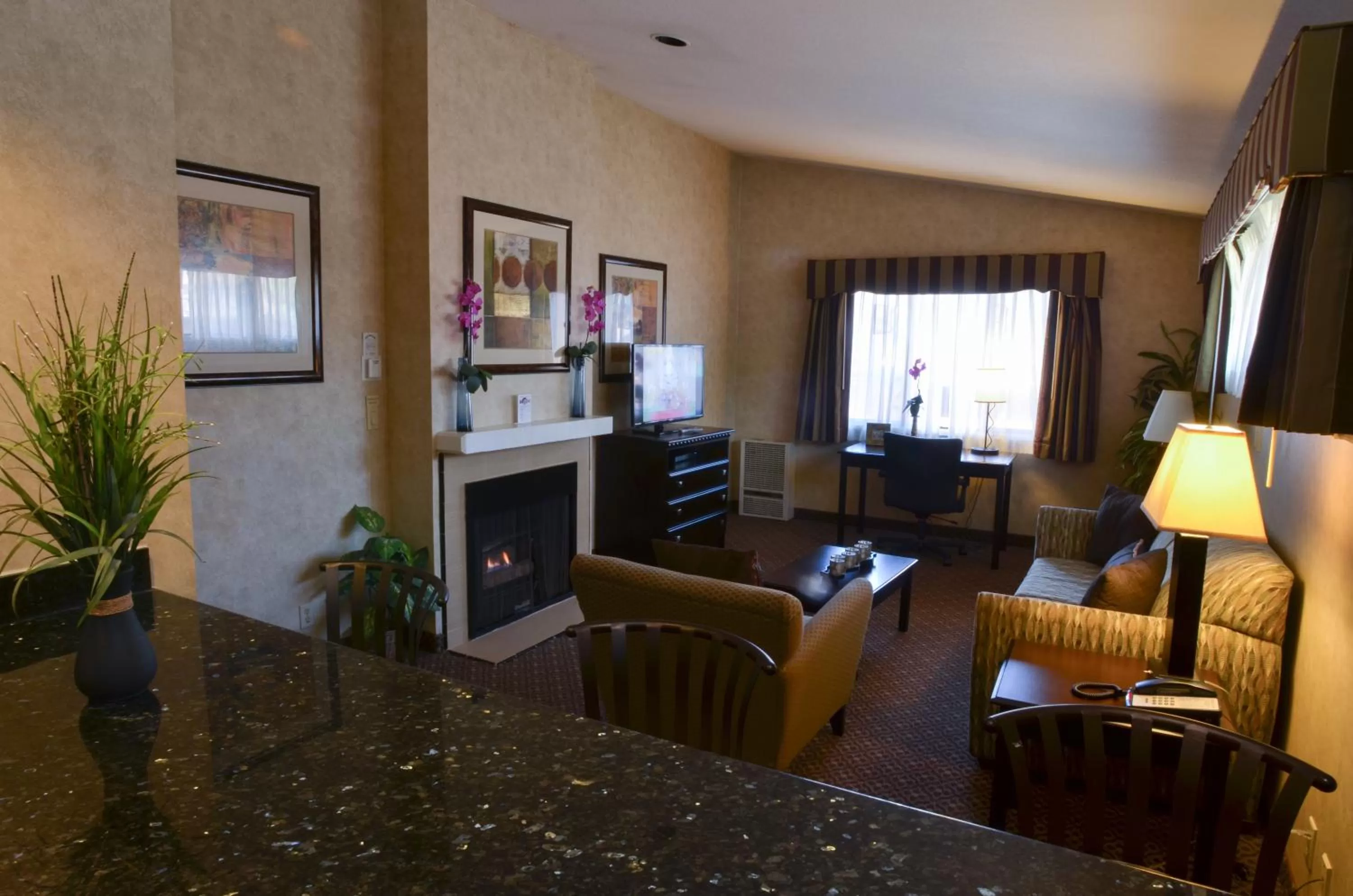 Executive Queen Room with Two Queen Beds in Rosedale Inn