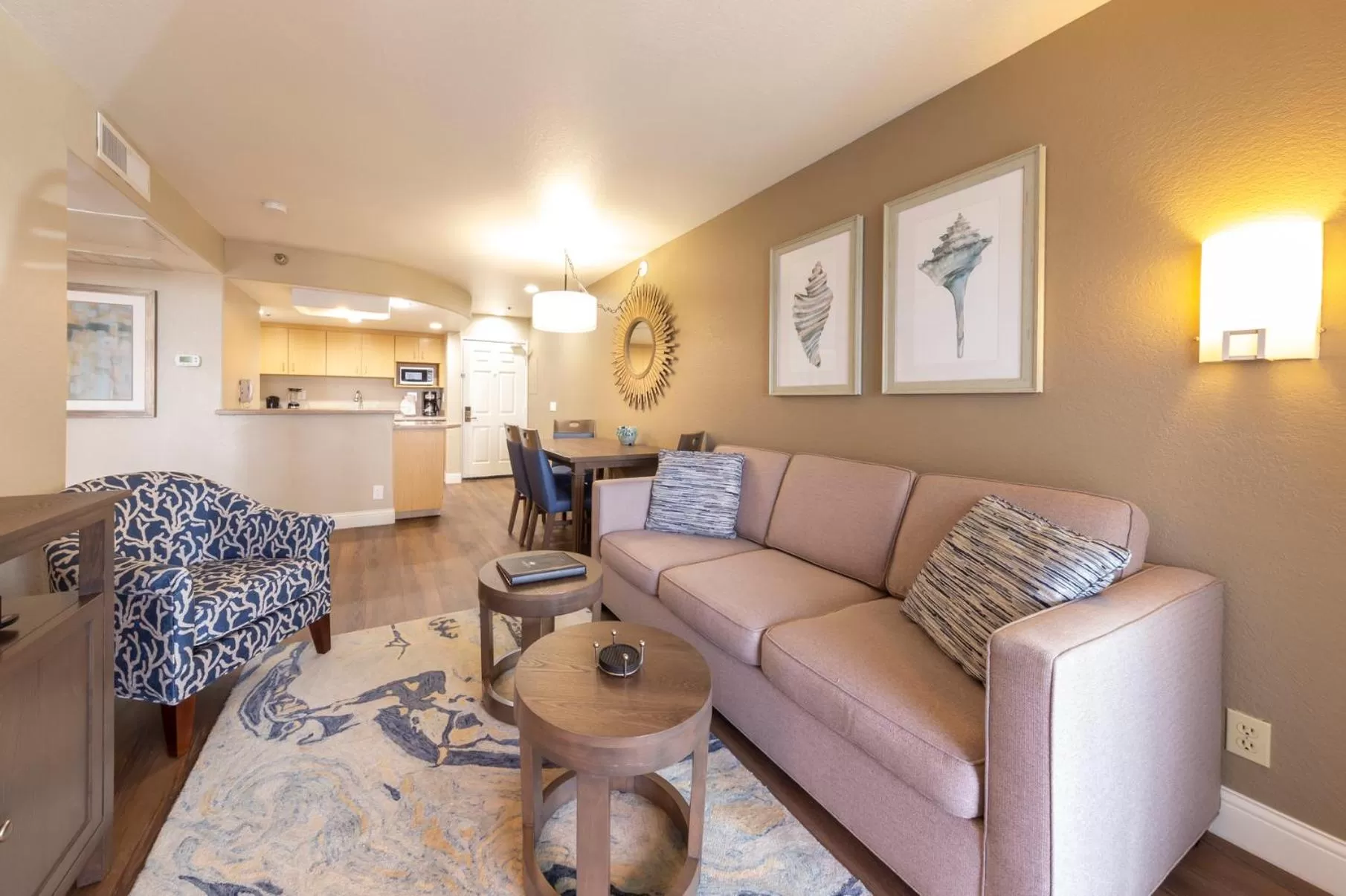 One-Bedroom Suite in Capistrano SurfSide Inn