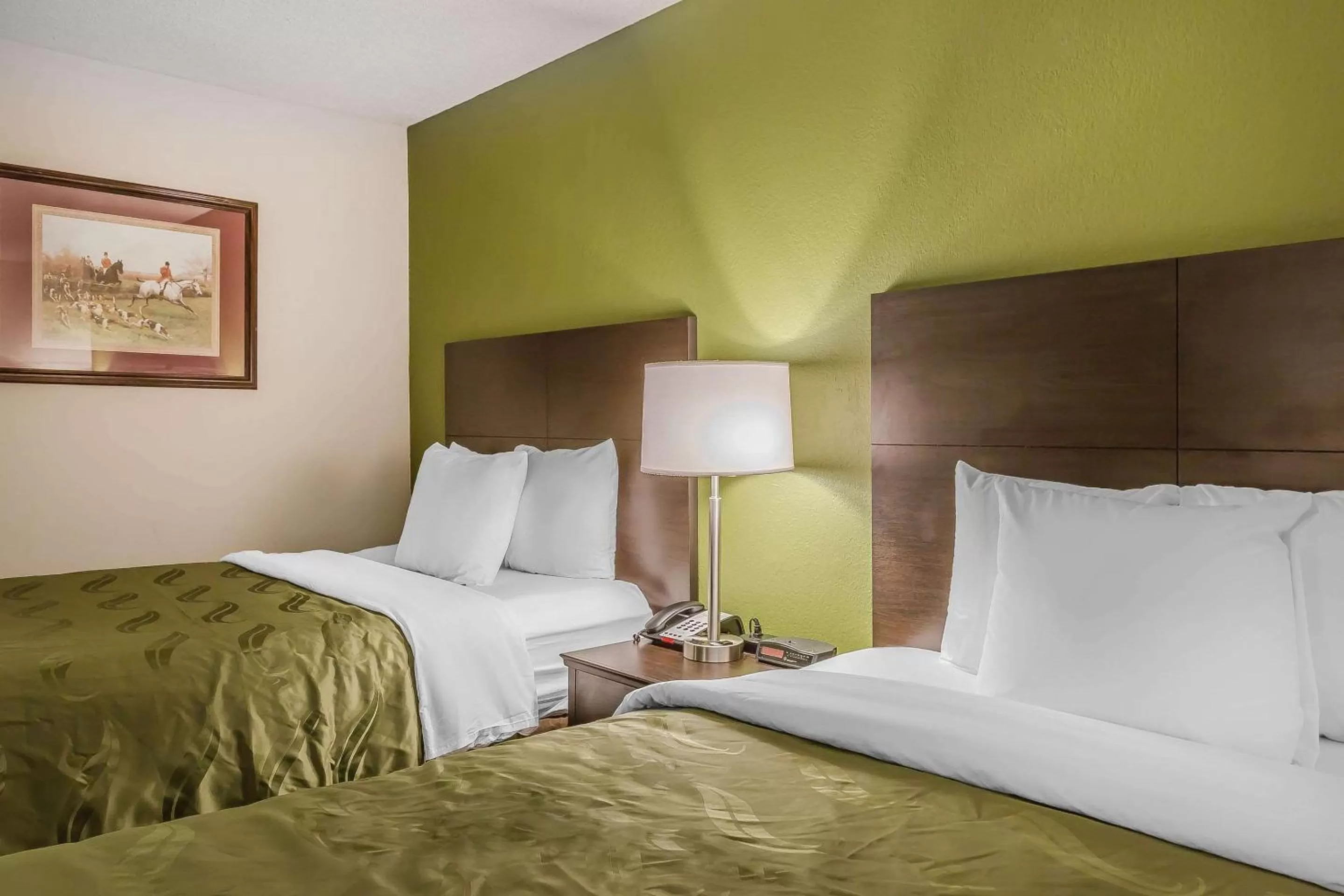 Double Room with Two Double Beds - Smoking in Quality Inn Culpeper