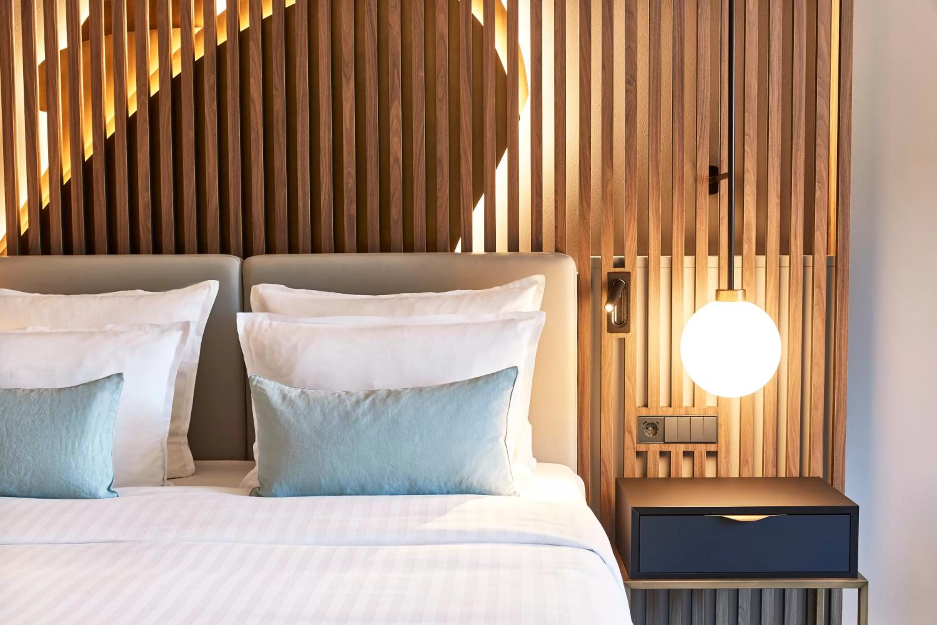 Superior Double Room in Steigenberger Hotel Hamburg