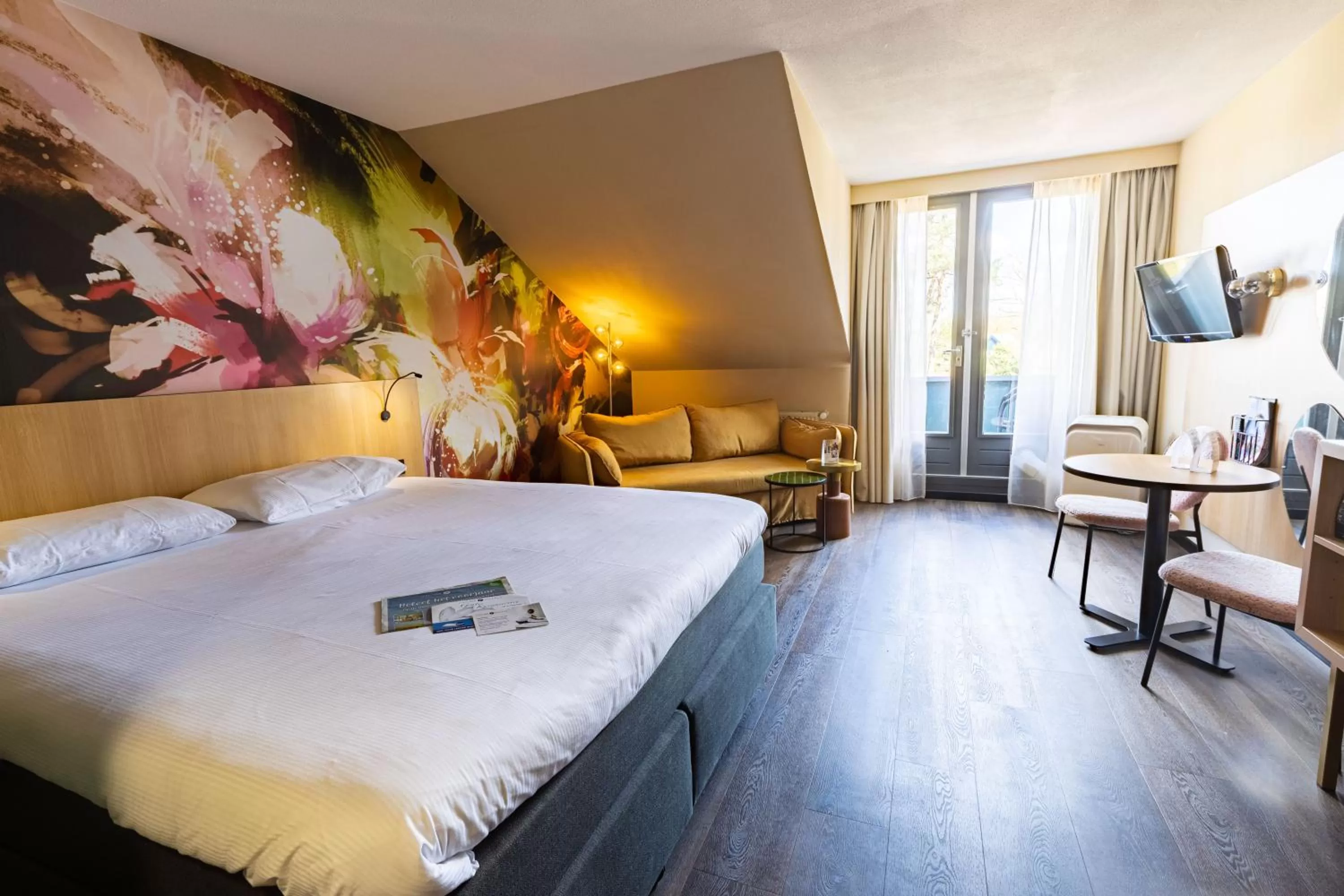 Luxury Plus Double Room in Fletcher Hotel-Restaurant Klein Zwitserland
