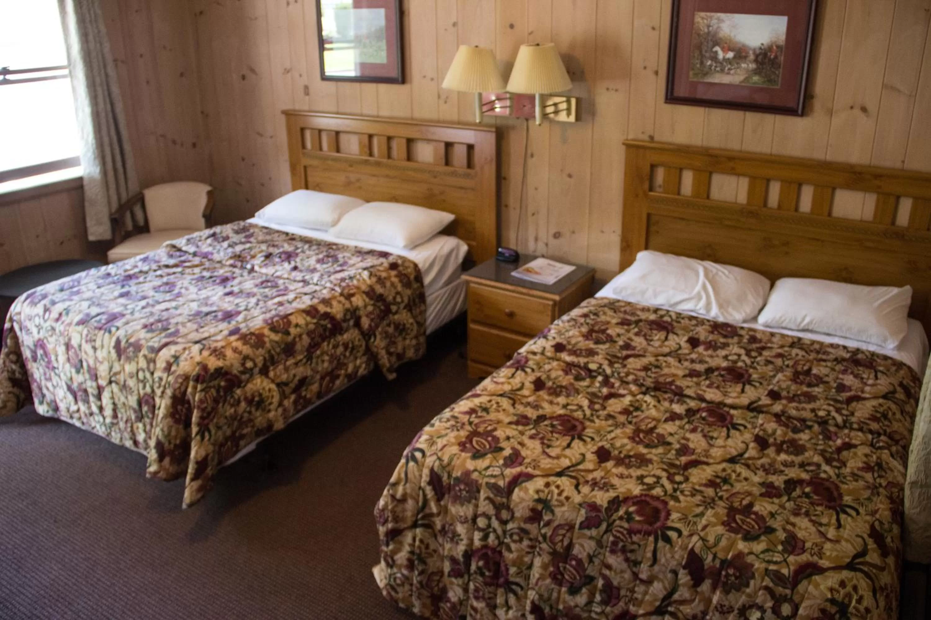 Double or Twin Room in Fran Cove Motel