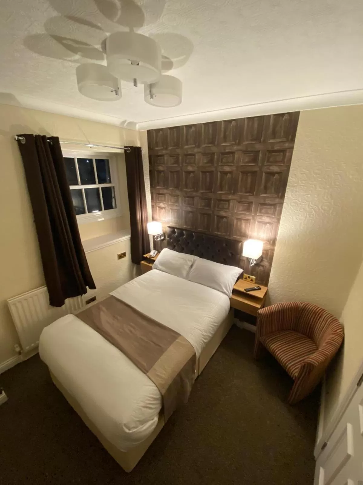 Standard Double Room in The Redwell Inn