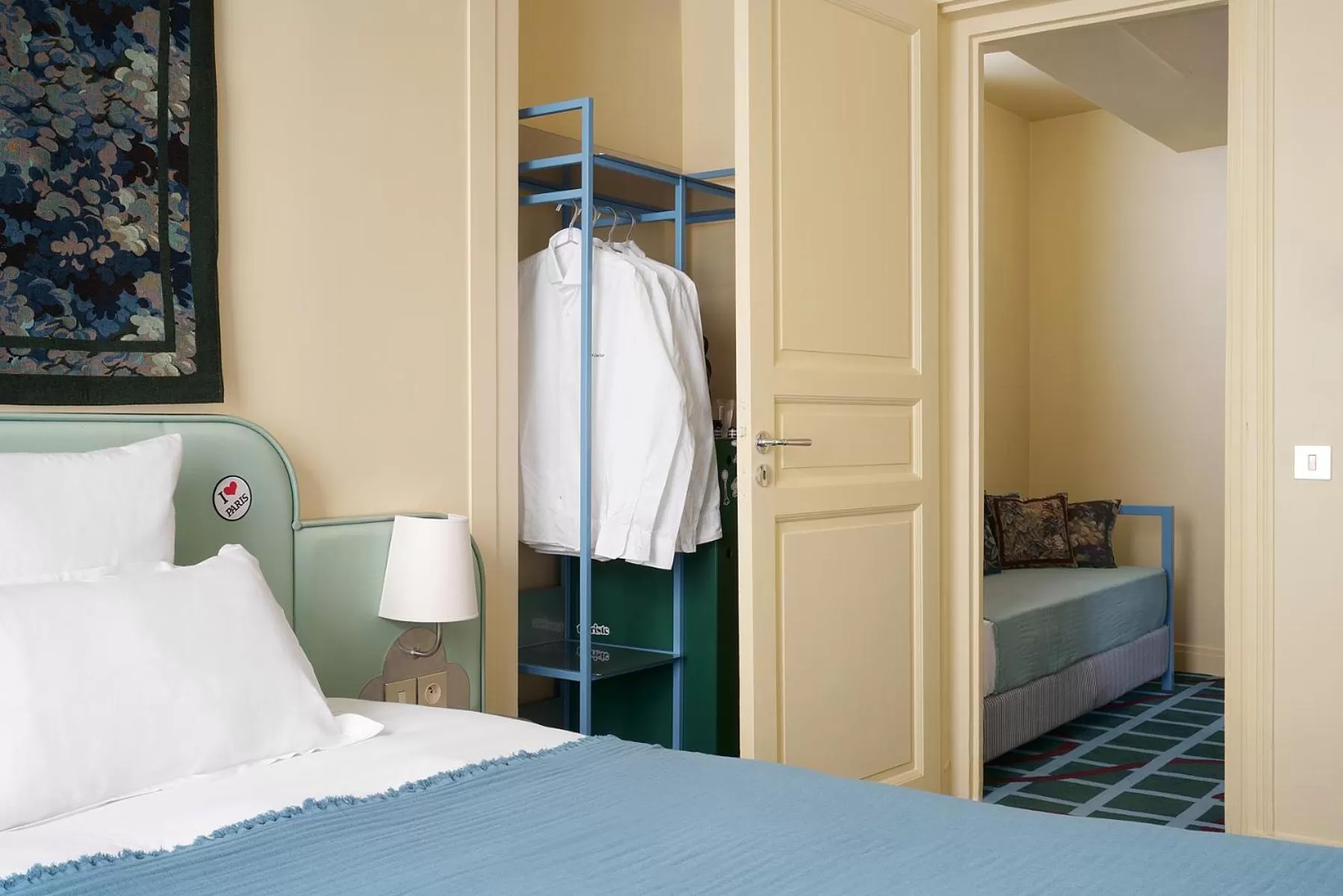 Triple Room in Hôtel Beauregard