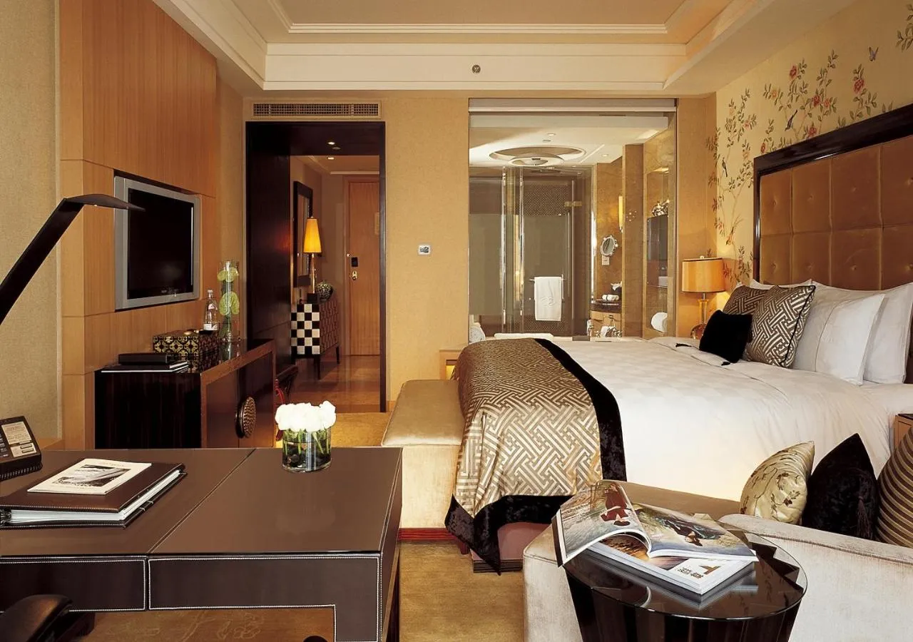 Bedroom, Bed in Wanda Vista Beijing