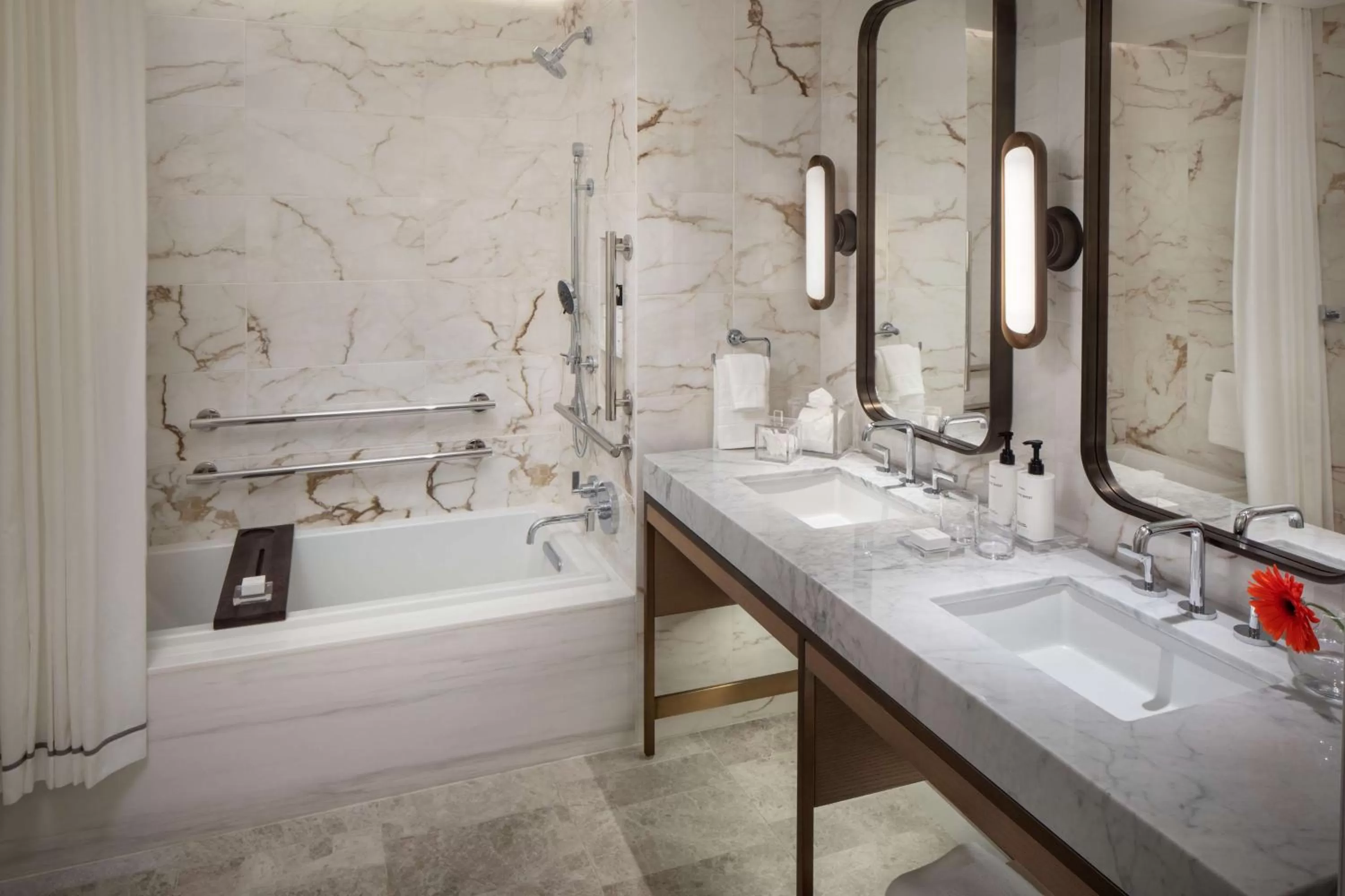 Deluxe King Room with Mobility Accessible Tub in Conrad Nashville