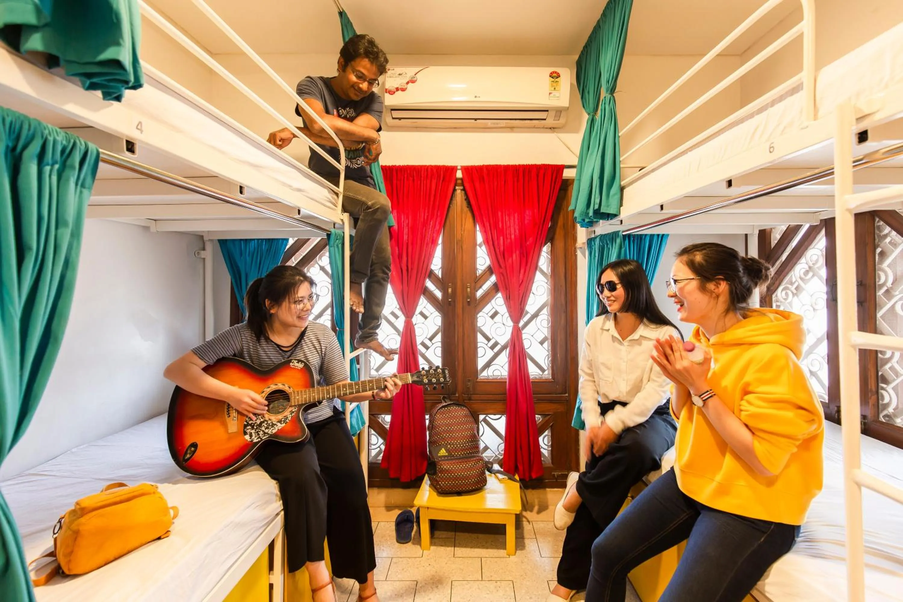 Bed in 8 Bed Mixed AC Dormitory Room with Ensuite Bathroom in goSTOPS Lite Varanasi