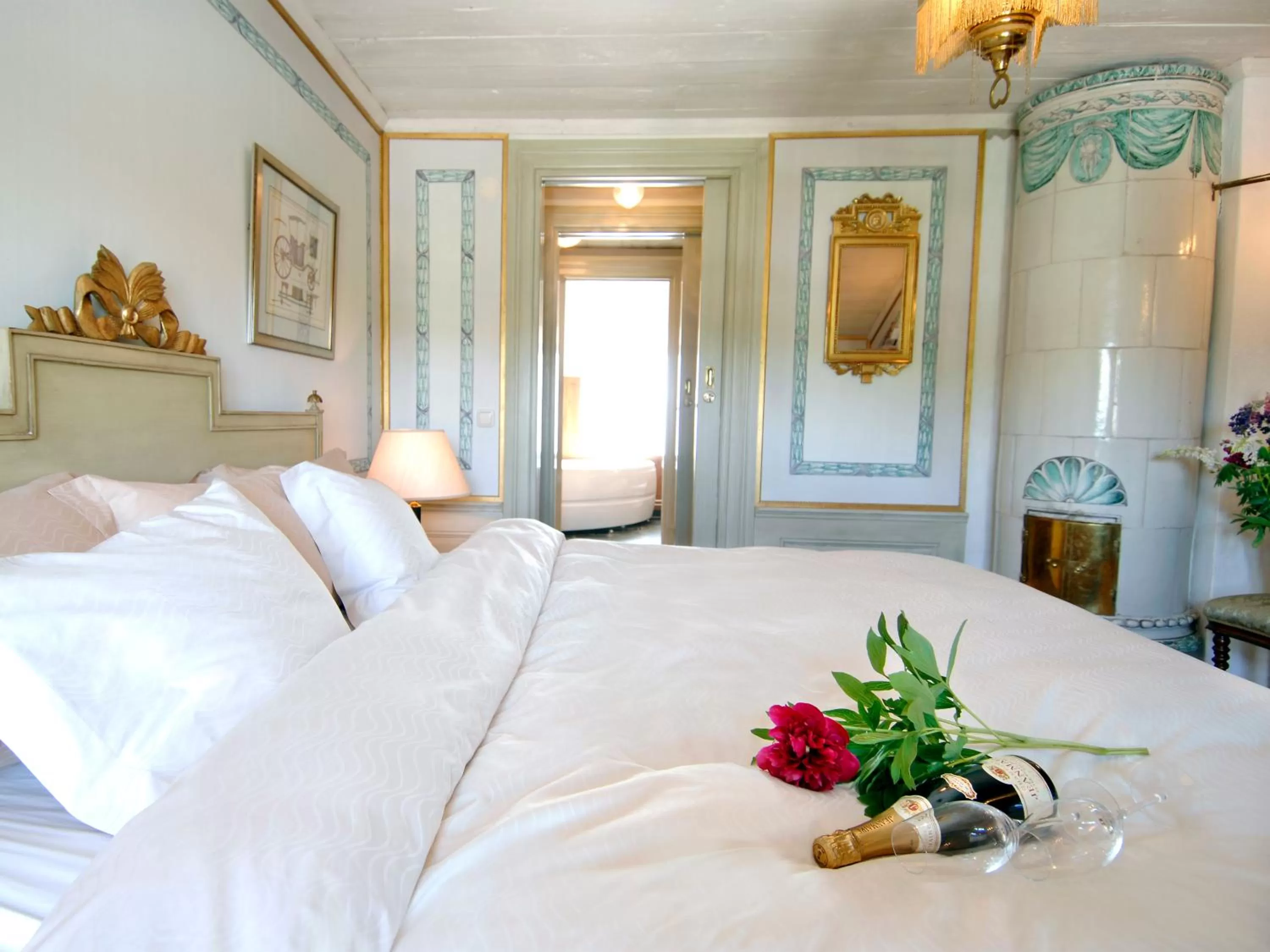 Luxury Suite with Spa Bath in Gripsholms Värdshus