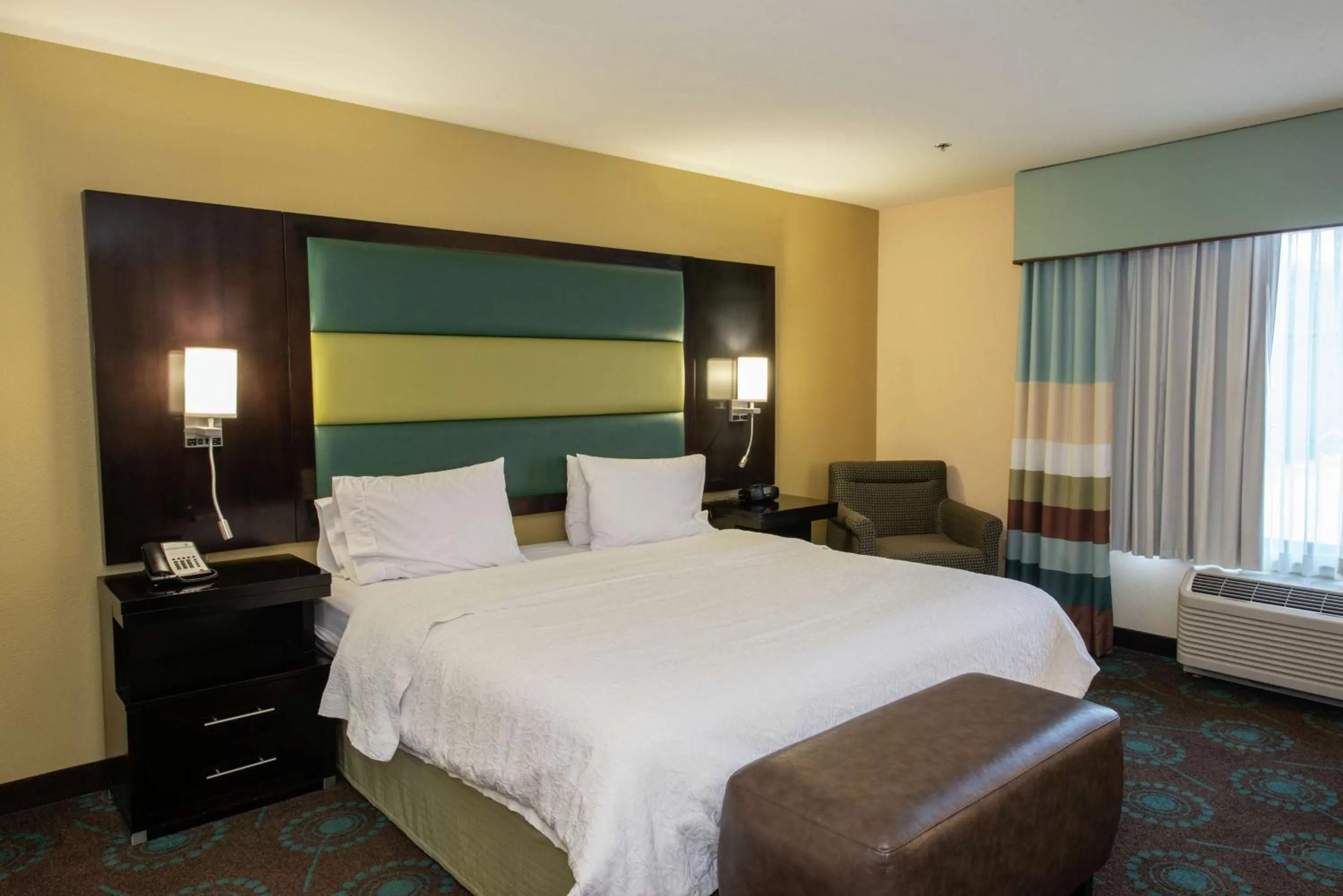 King Room - Non-Smoking in Hampton Inn & Suites Salt Lake City/Farmington