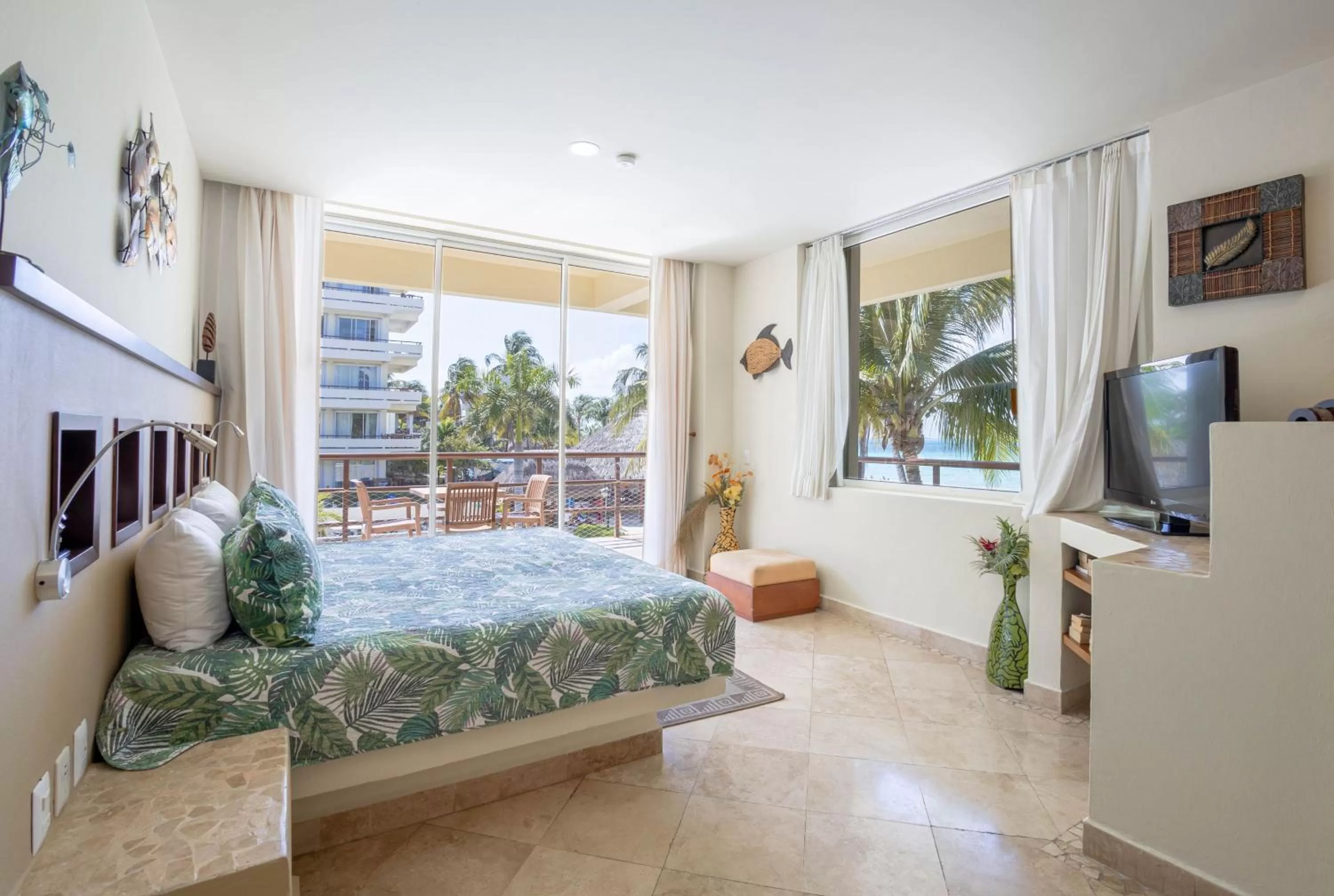 Two-Bedroom Suite Beachfront in Ixchel Beach Hotel