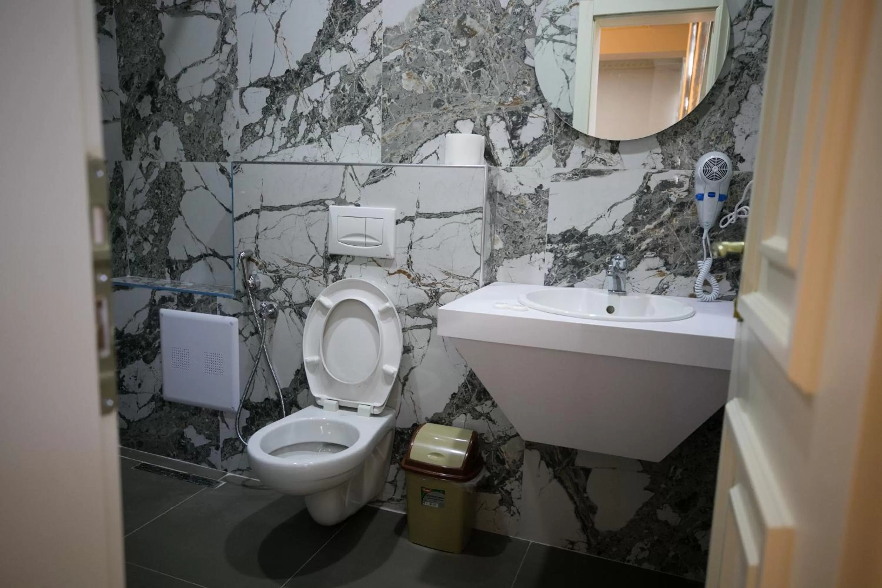 Deluxe Room in Hotel Lotus