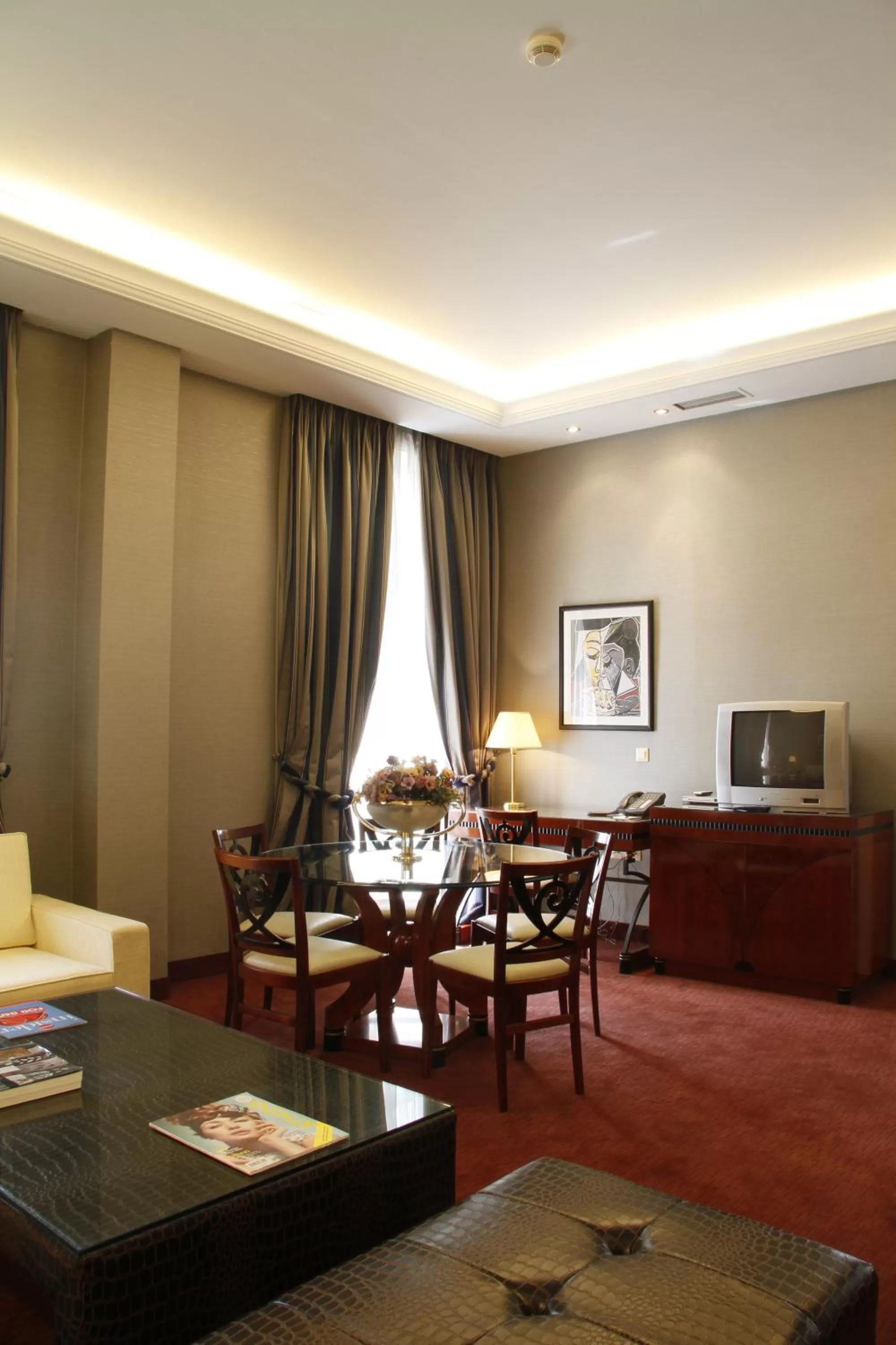 Executive Two-Bedroom Suite in Piraeus Theoxenia Hotel