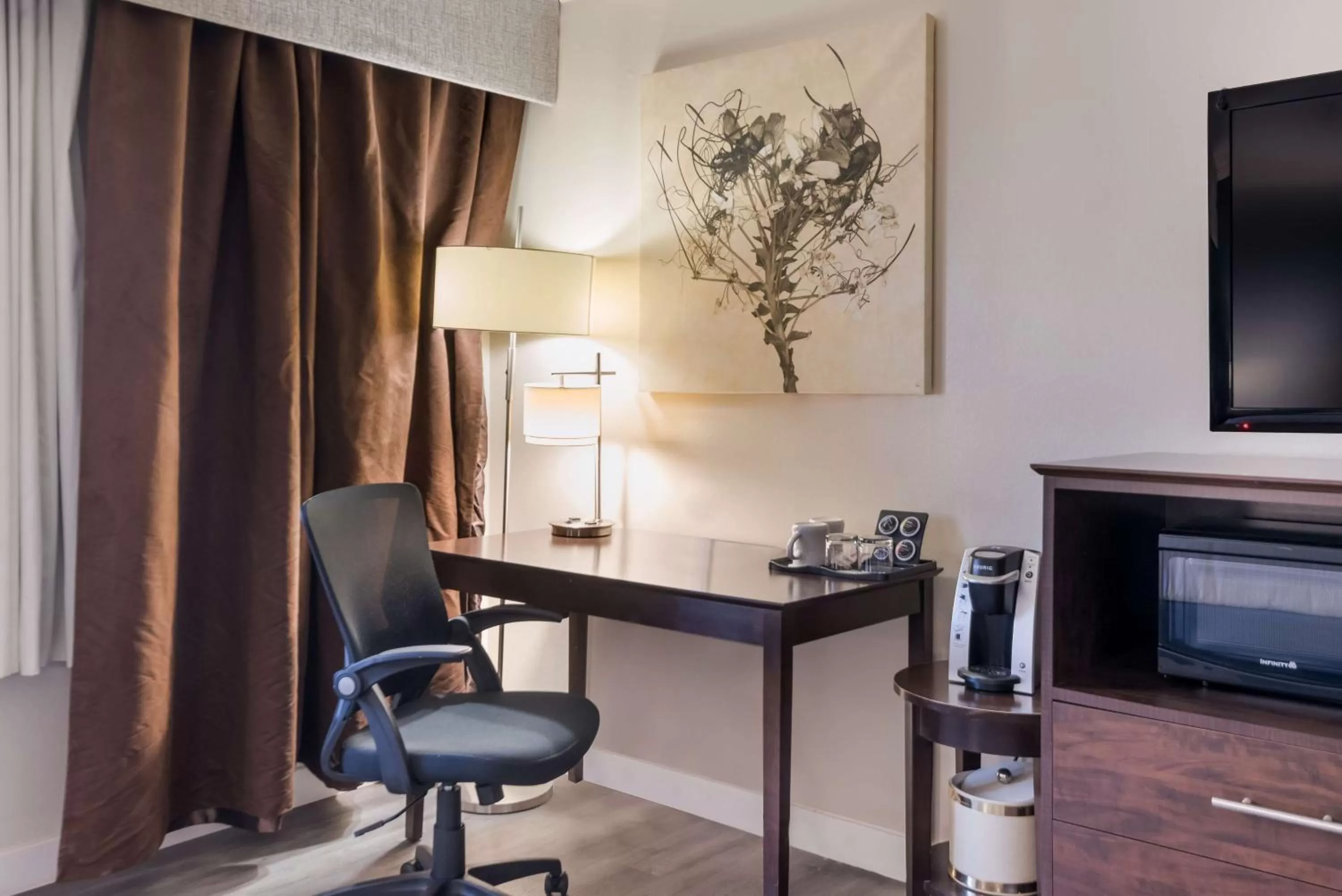 Queen Room with Two Queen Beds in Best Western Mountain View Inn