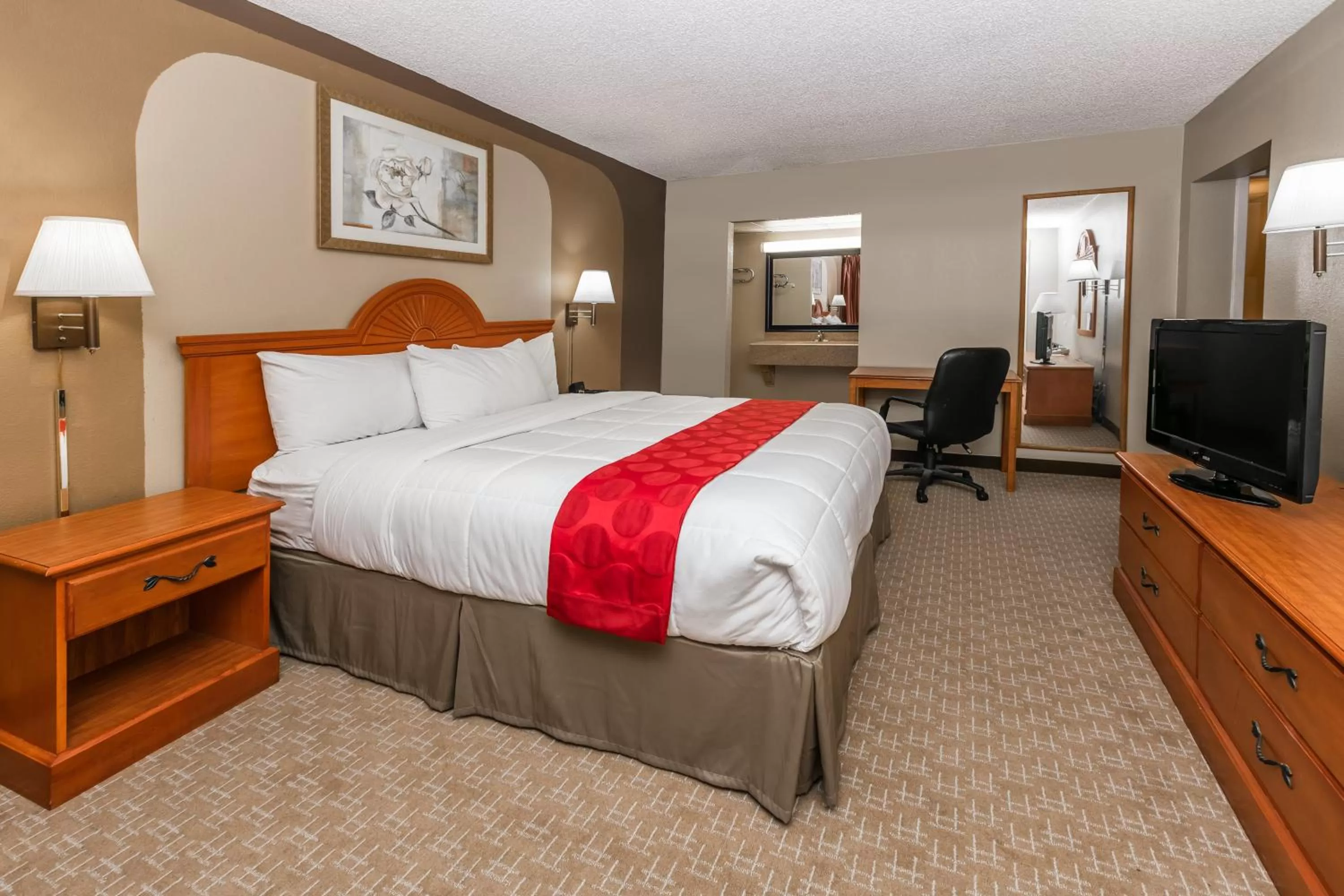 King Room with Roll-In Shower - Mobility Accessible/Smoking in Ramada by Wyndham Odessa Near University of Texas Permian
