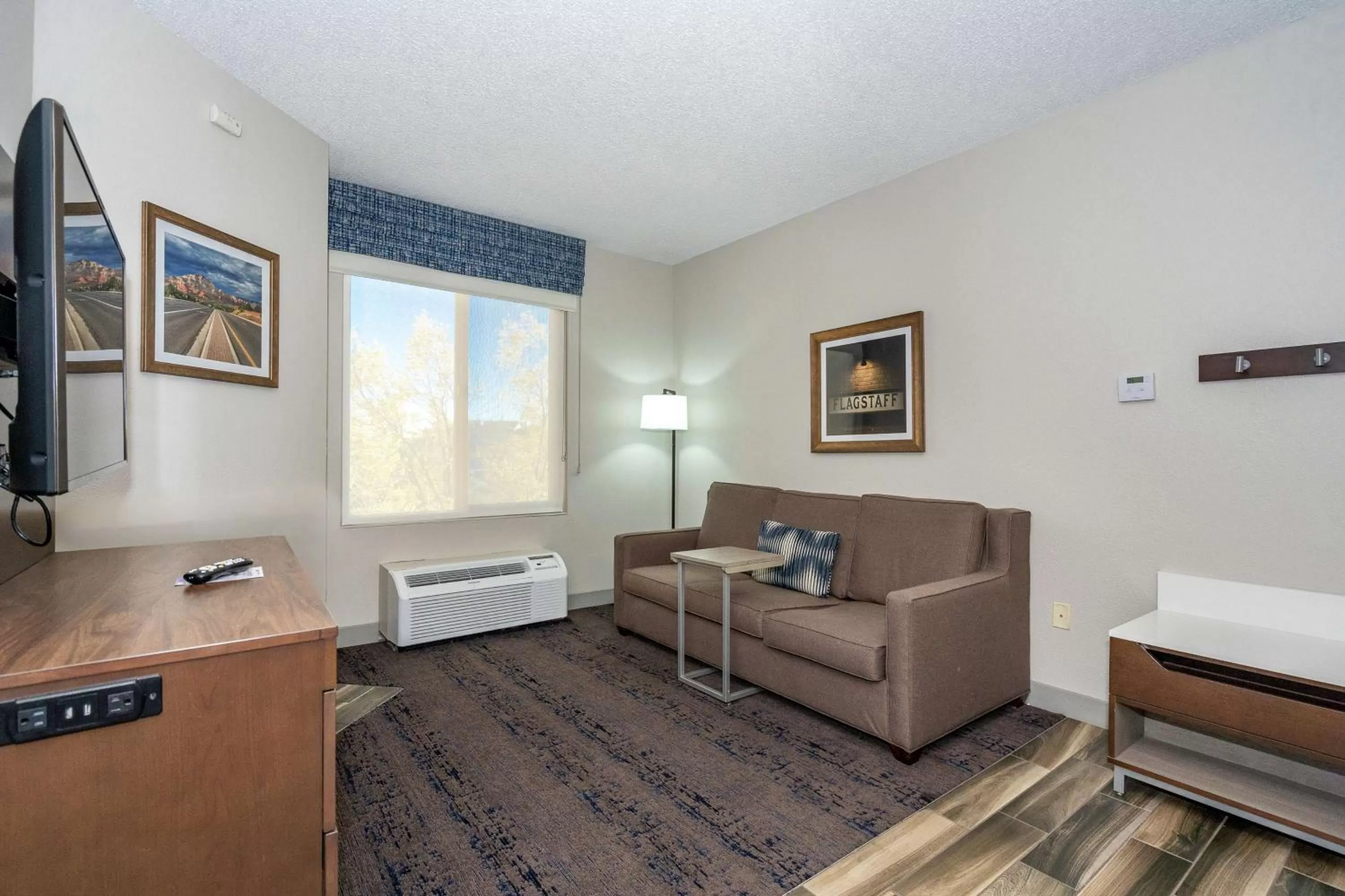 One-Bedroom King Suite - Non-Smoking in Hampton Inn & Suites Flagstaff - West
