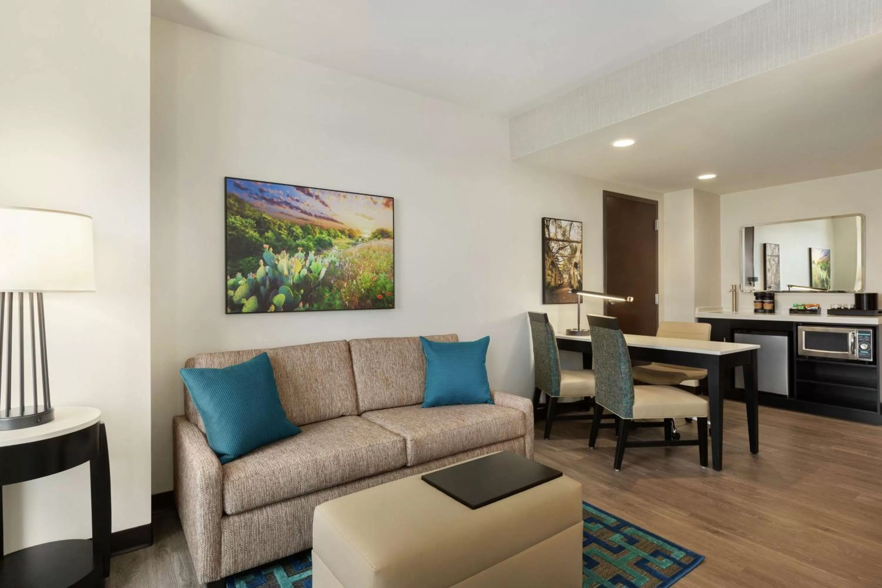 King Studio Suite in Embassy Suites By Hilton San Antonio Landmark