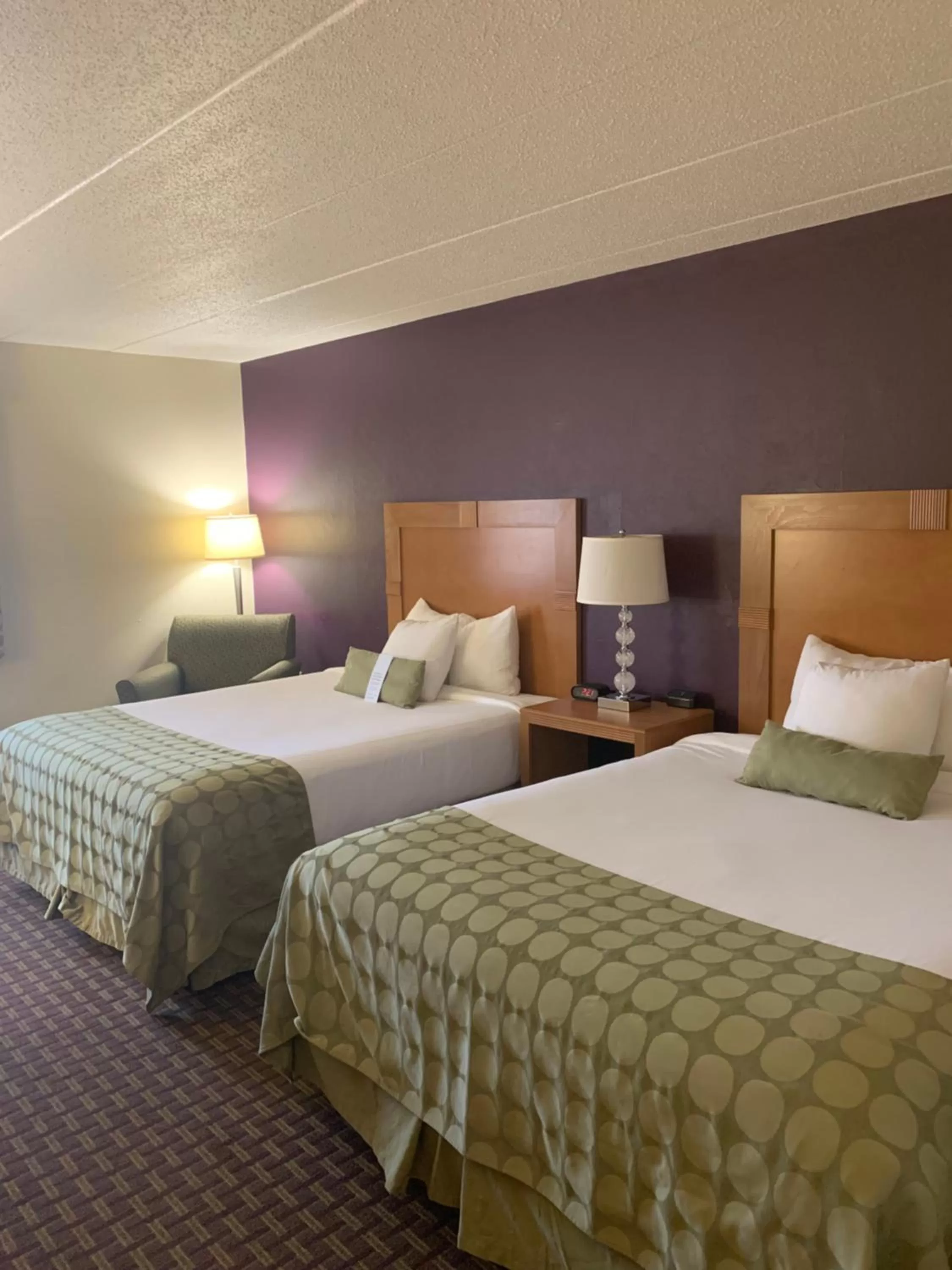 Deluxe Double Room with Two Double Beds - Non-Smoking in Ramada by Wyndham Marquette