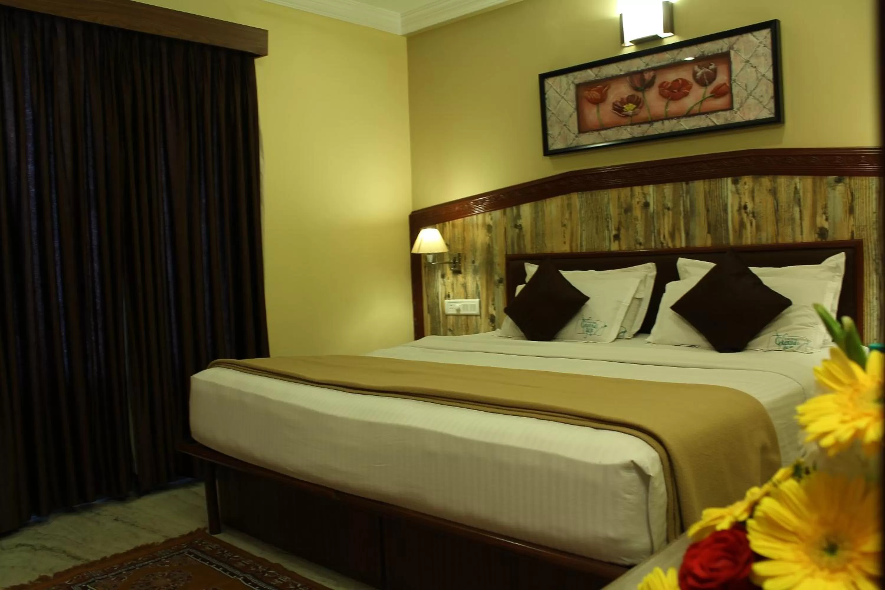 Deluxe Double or Twin Room in Hotel Chennai Gate
