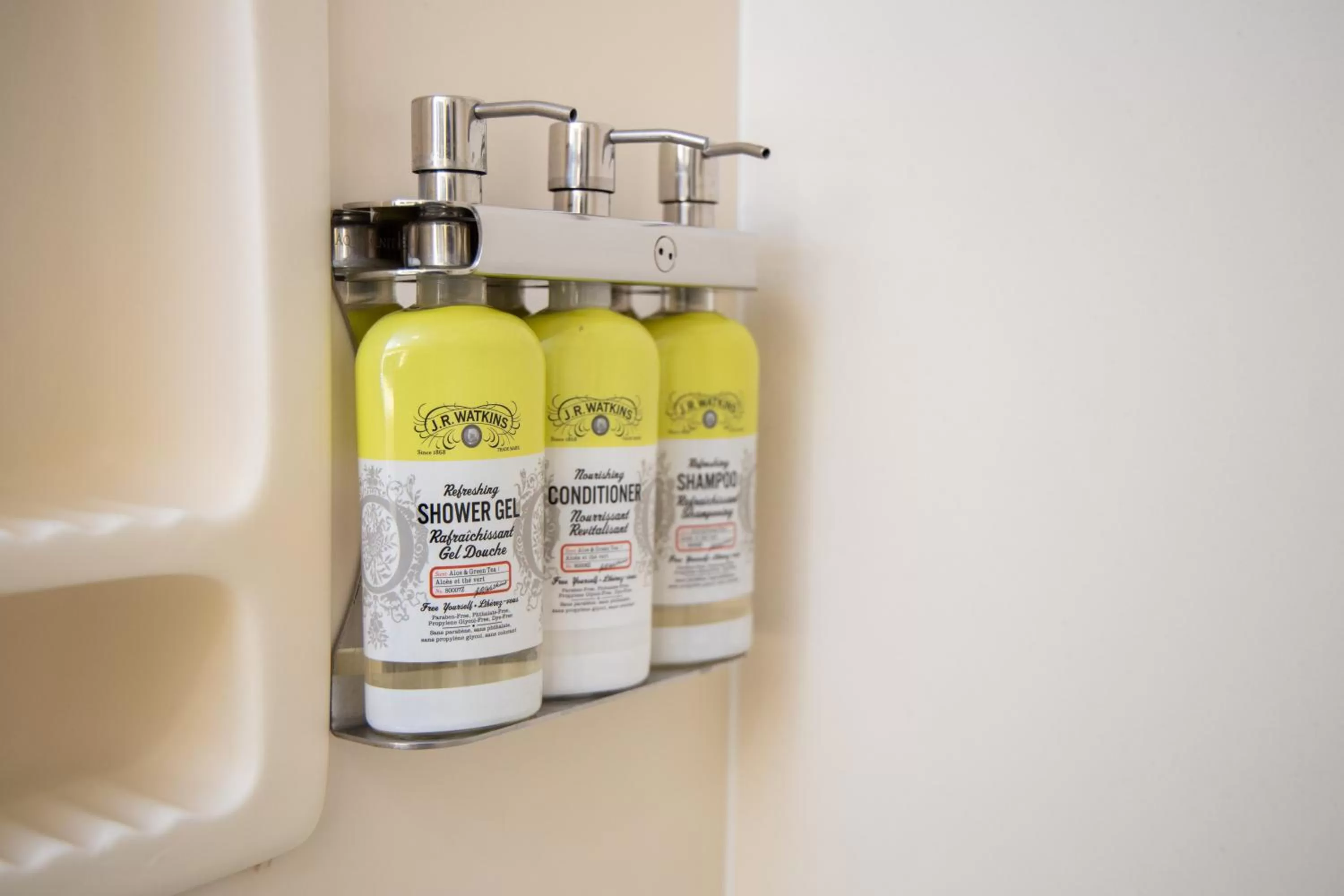 King Room - Disability Access/Non-Smoking in Holiday Inn Express Castro Valley - I-580 by IHG