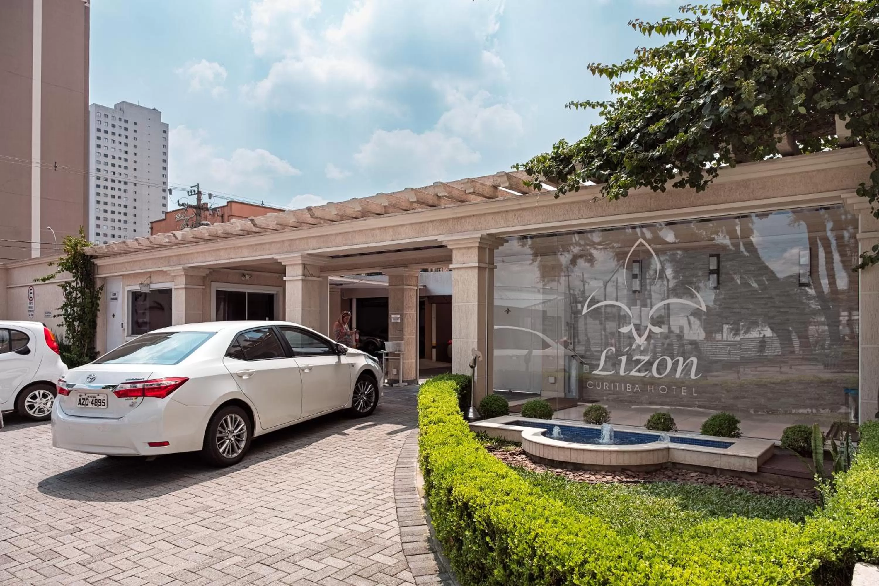 Lizon Curitiba Hotel