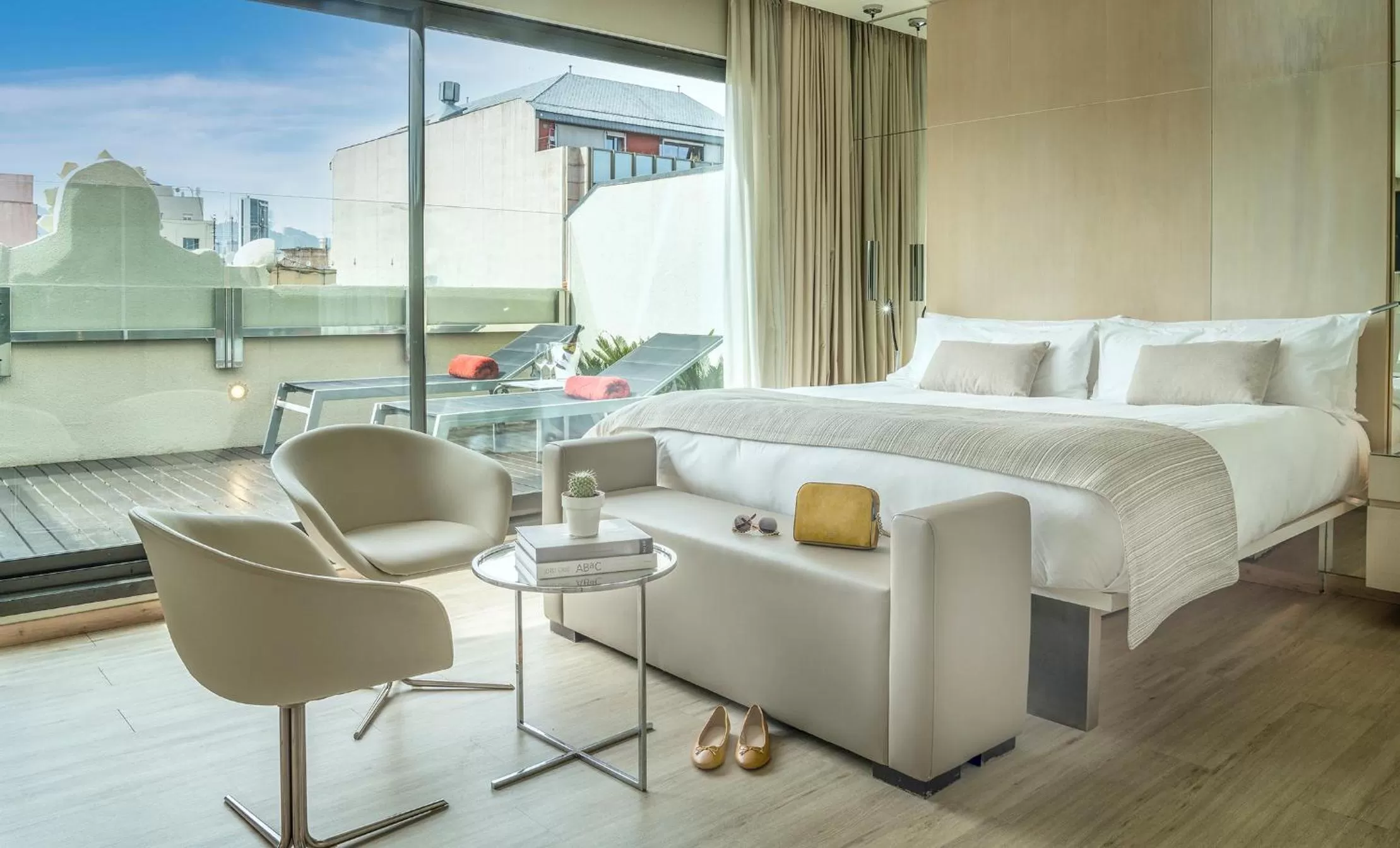 Privilege Room with Terrace in Cram Hotel