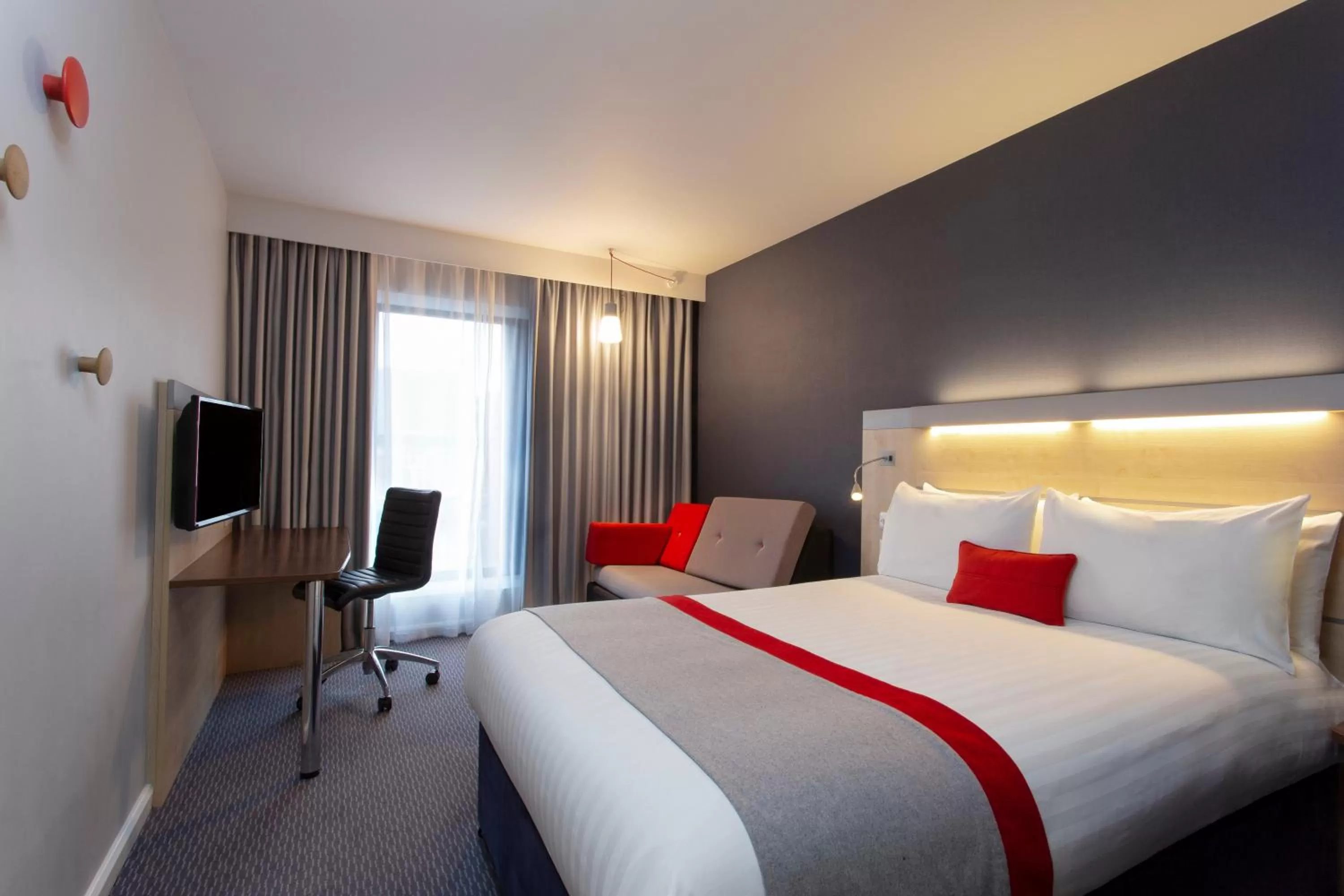 Standard Double Room with Free Hot Breakfast in Holiday Inn Express Cheltenham Town Centre by IHG