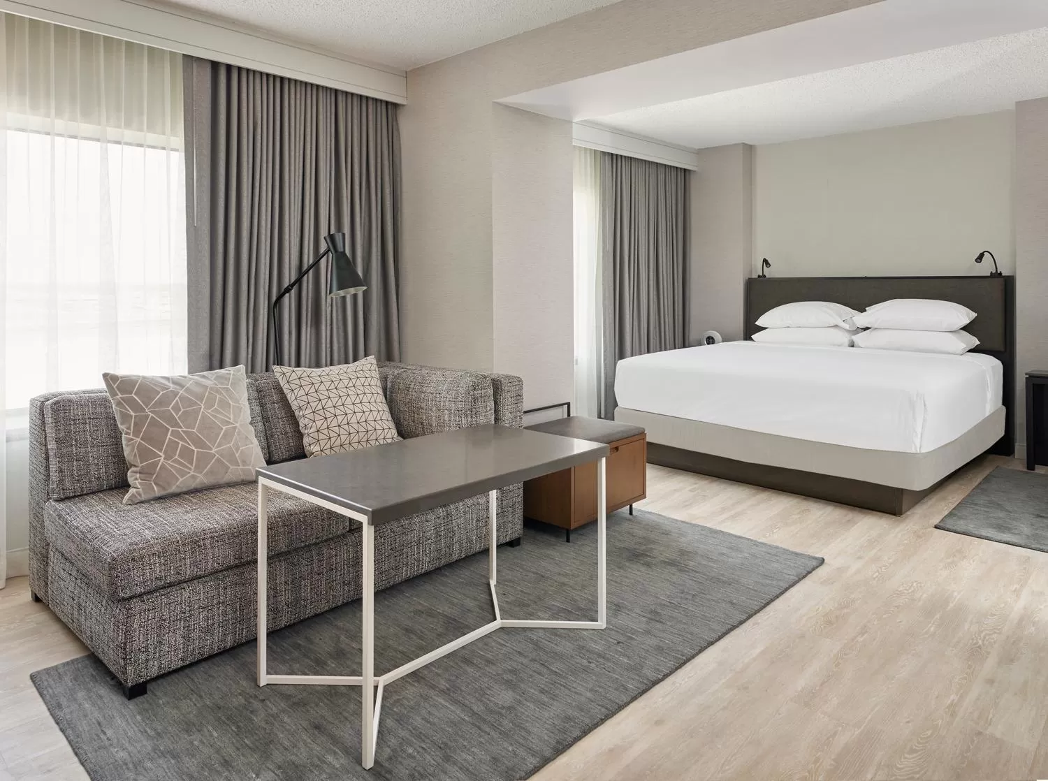 King Room - High Floor in Hyatt Regency Deerfield