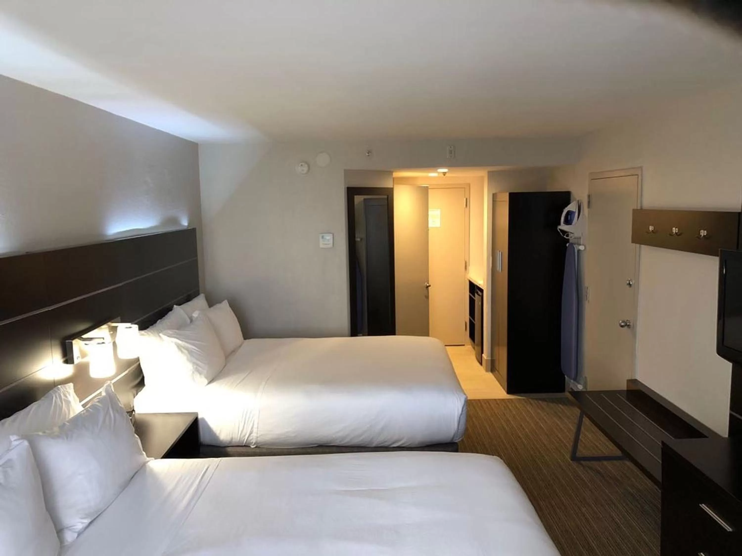 Standard Room with Two Queen Beds in Holiday Inn Express & Suites Miami - Hialeah by IHG
