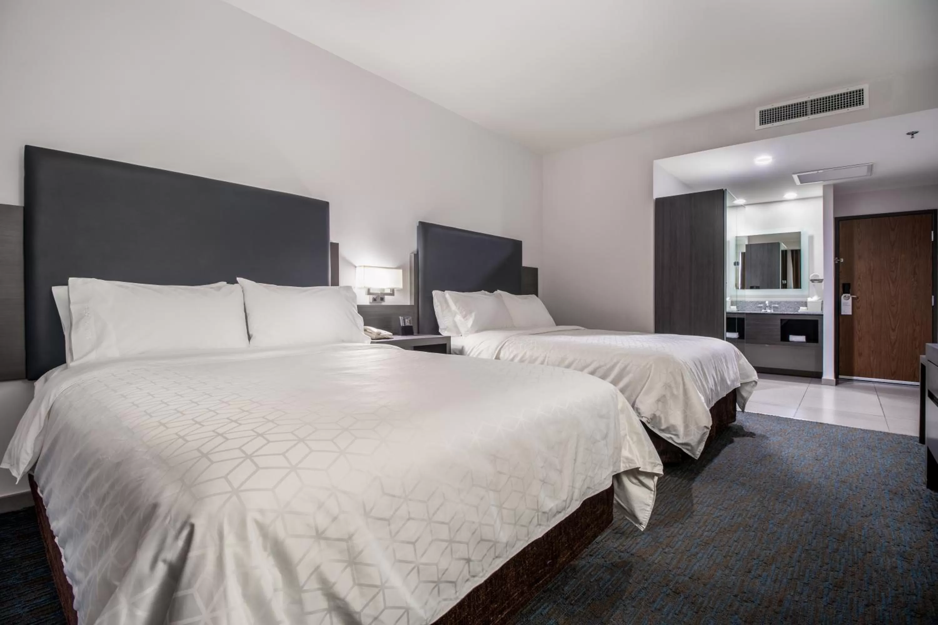 Standard Room with Two Queen Beds in Holiday Inn Express Hotel & Suites Hermosillo by IHG