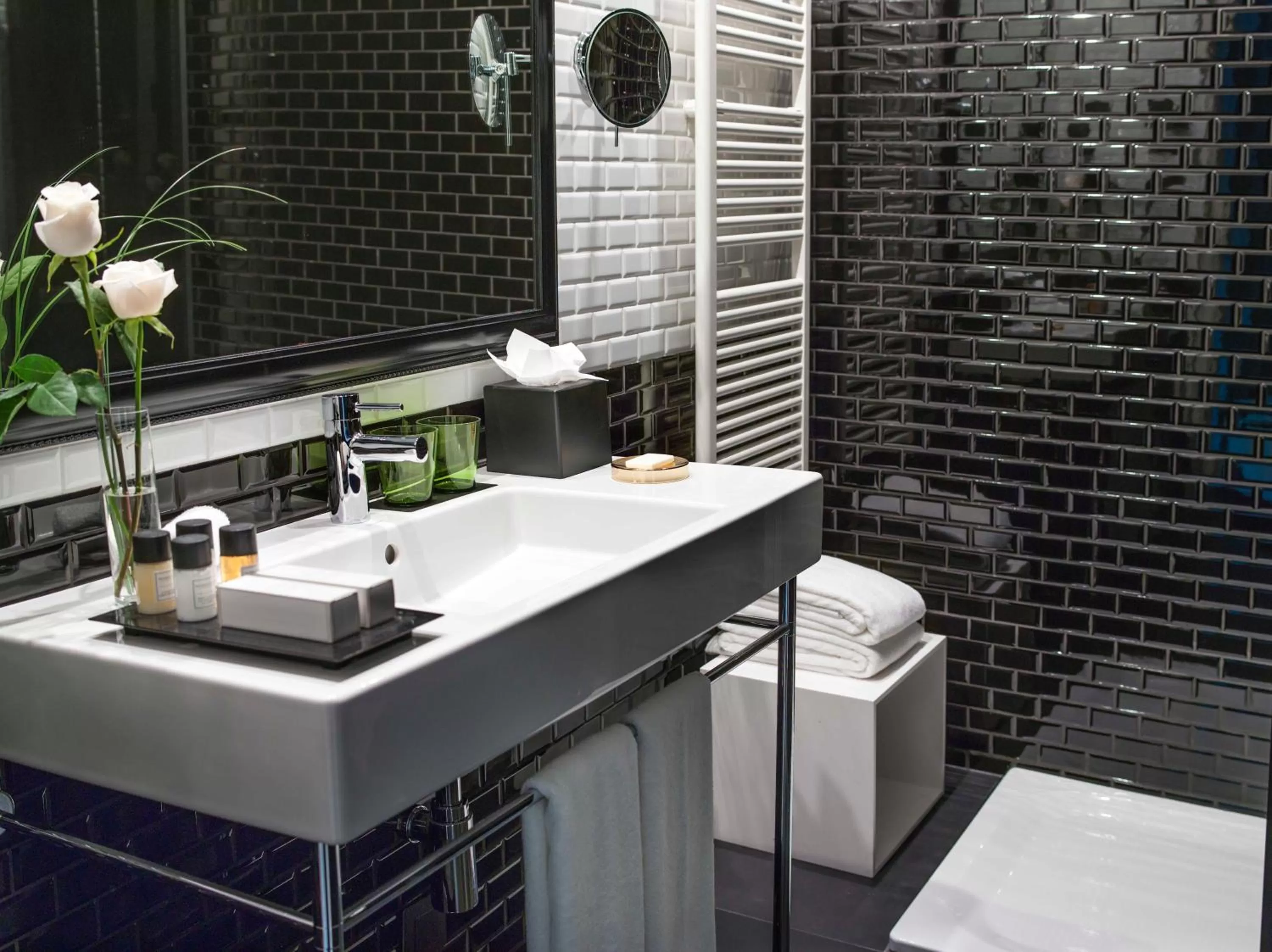 Luxury Quadruple Room in The Principal Madrid, Small Luxury Hotels