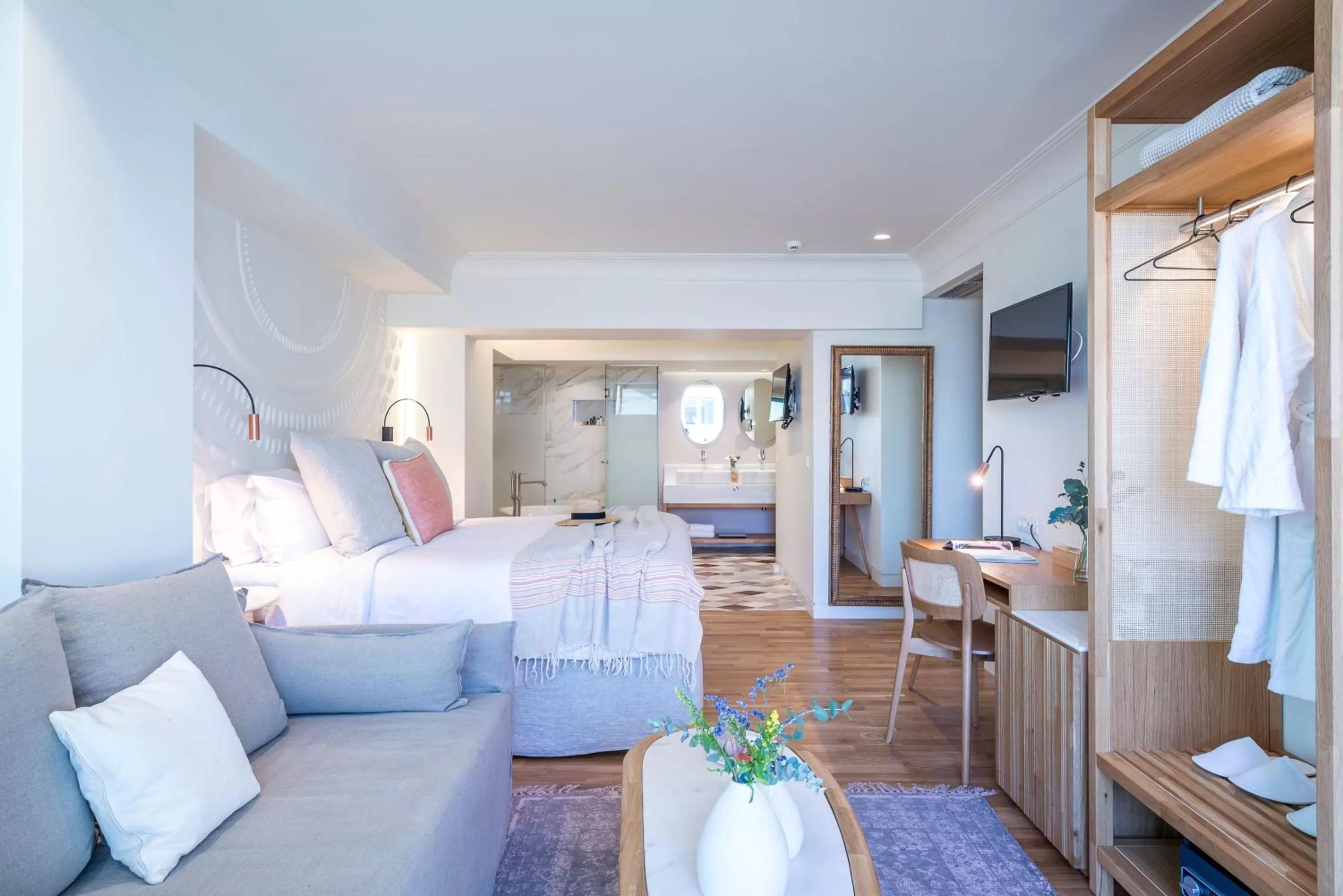 Design niche Suite in Niche Hotel Athens