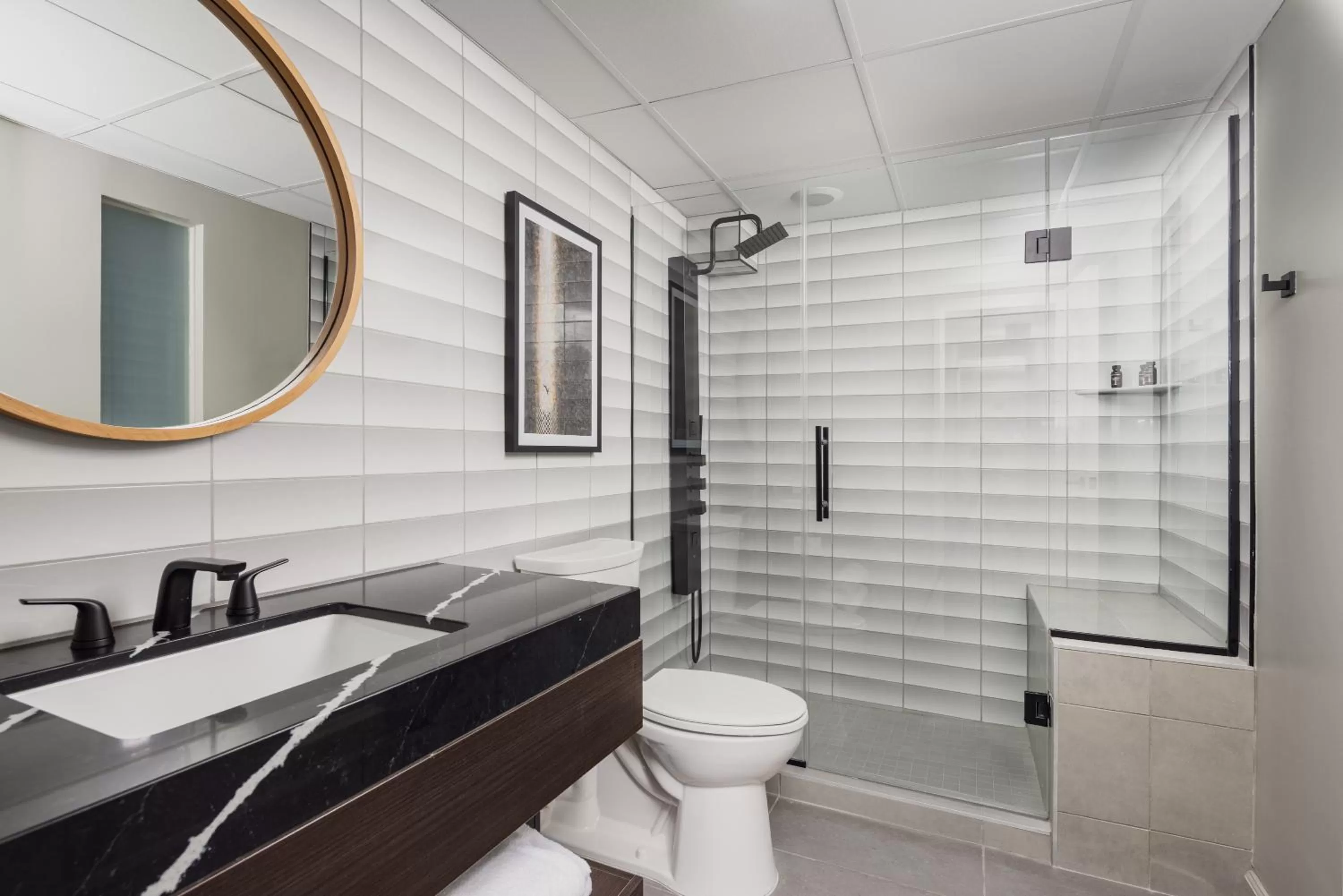 Queen Room with Two Queen Beds in Hotel Deco