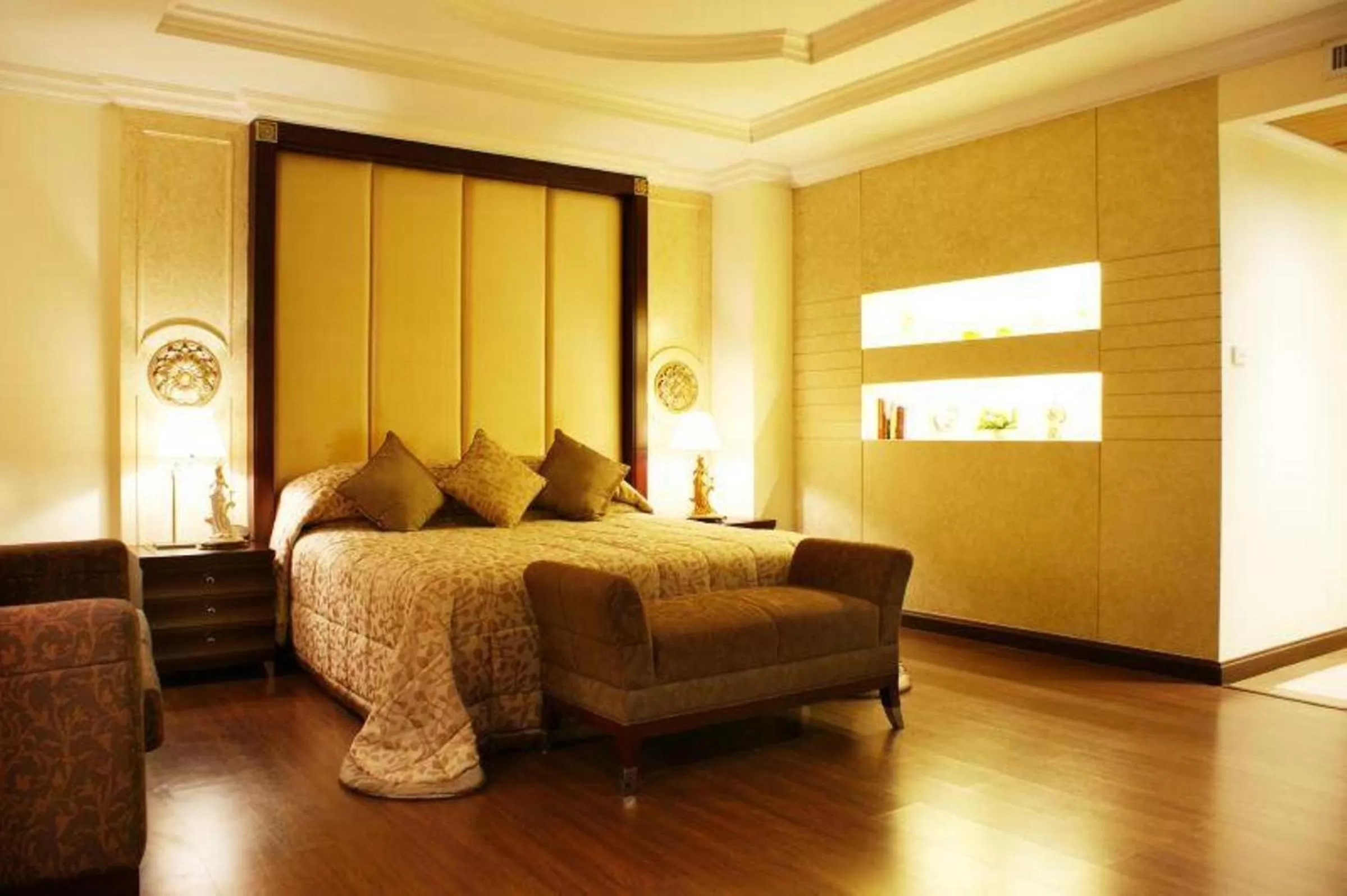 Deluxe Double Room in LK Residence