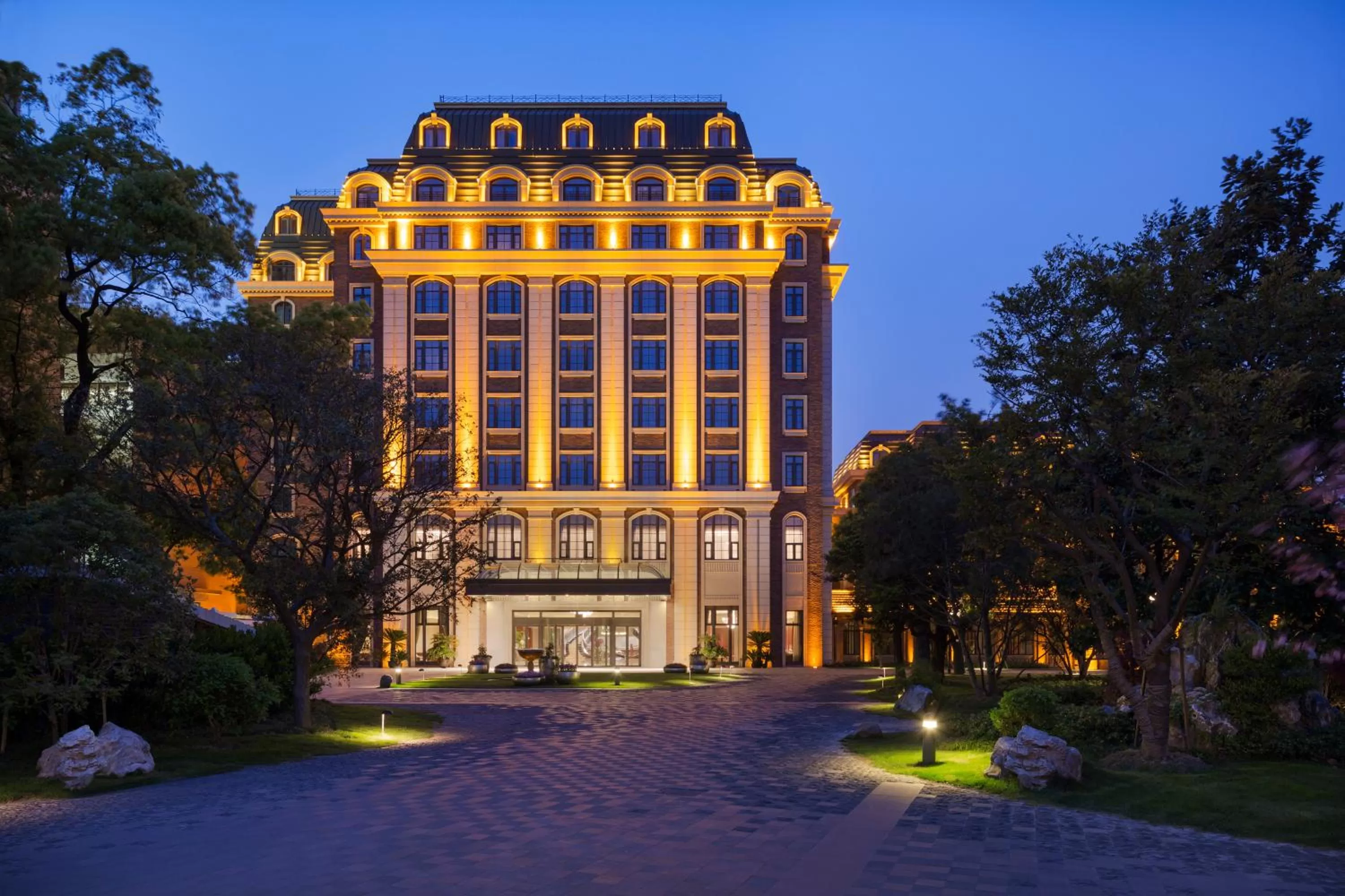 Premium Room in InterContinental Shanghai Ruijin by IHG - Downtown Historic Iconic Garden Hotel