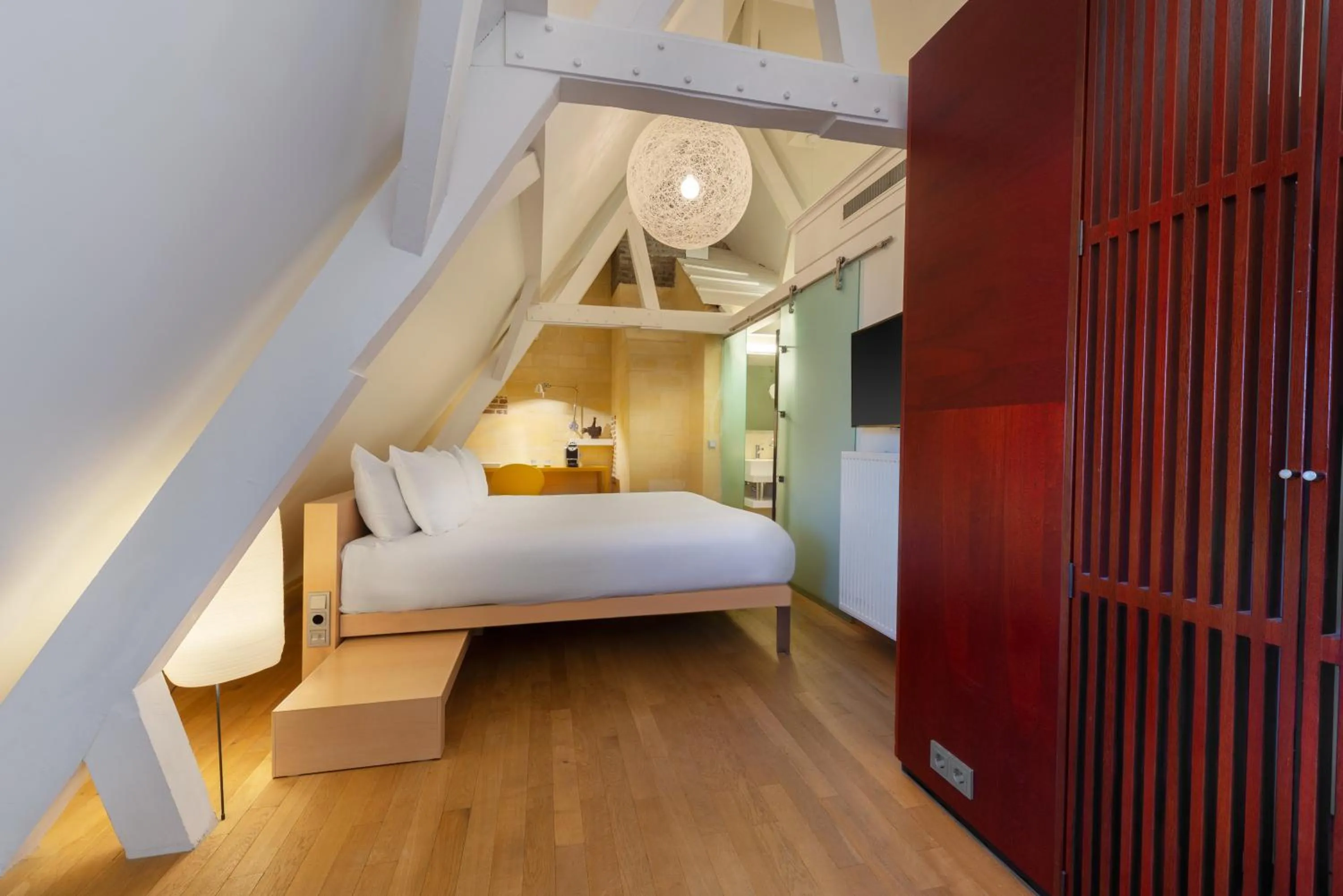 Cozy Plus Monastery in Kruisherenhotel Maastricht - Oostwegel Collection, member of Design Hotels