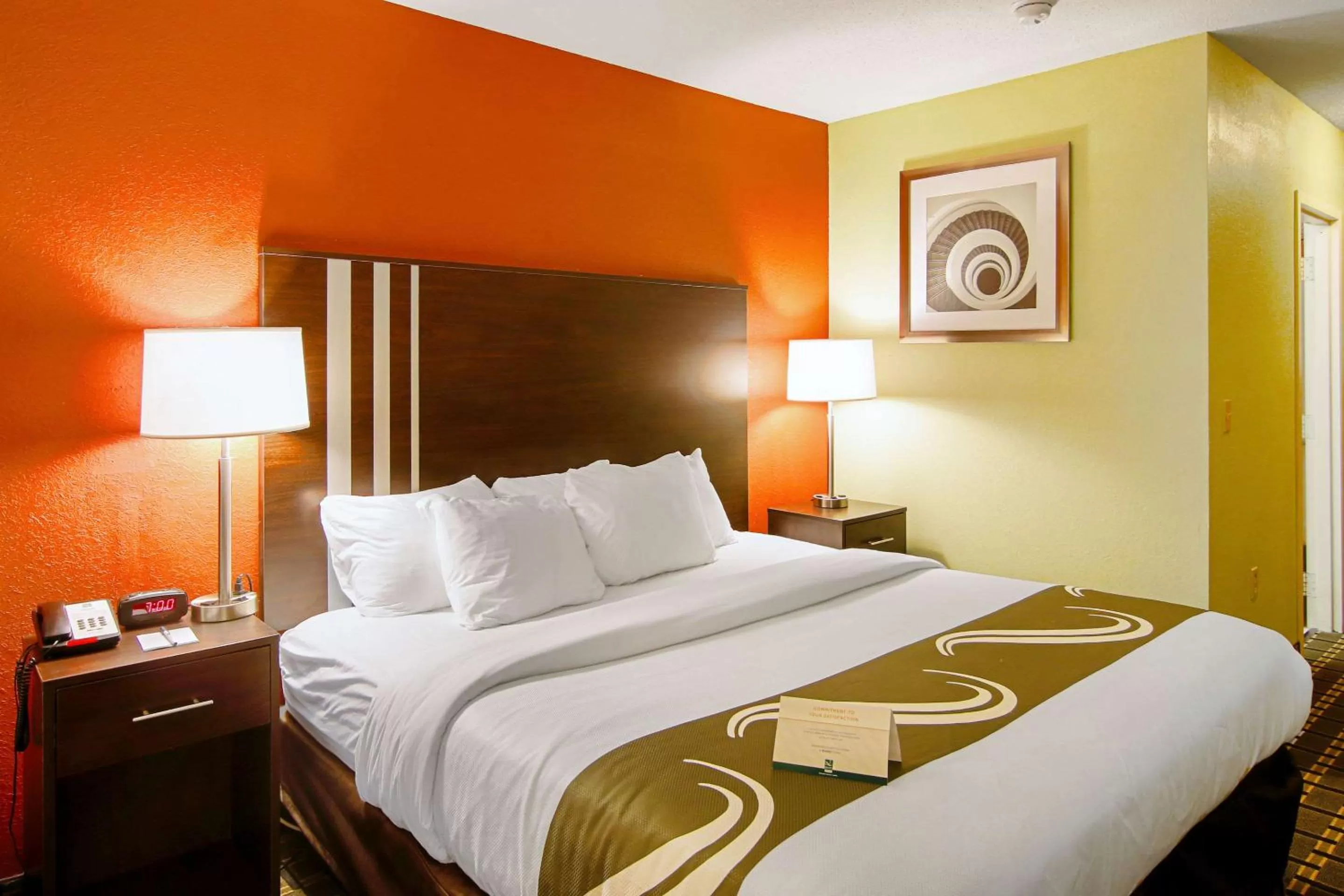 Queen Room - Accessible/Non-Smoking in Quality Inn Plainfield I-395