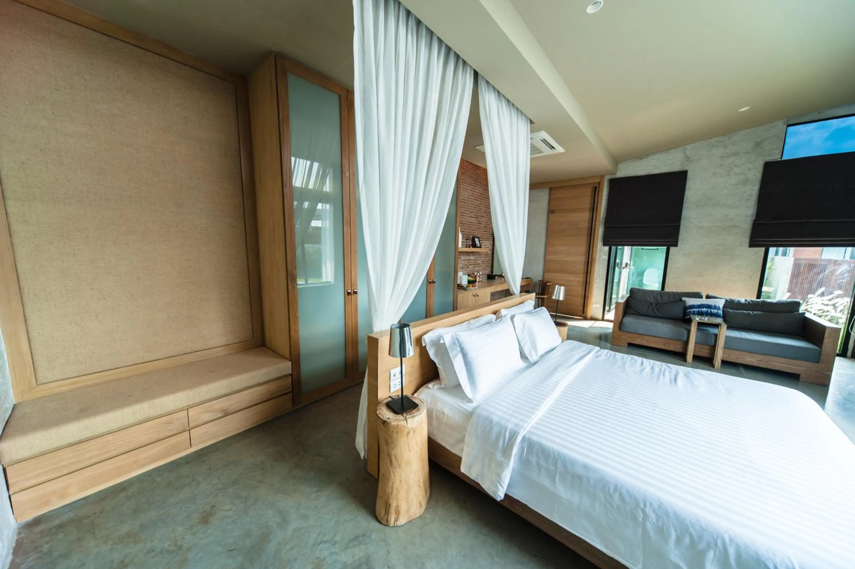 Two-Bedroom Pool Villa in Sunday Sea Two Pool Villa Pattaya