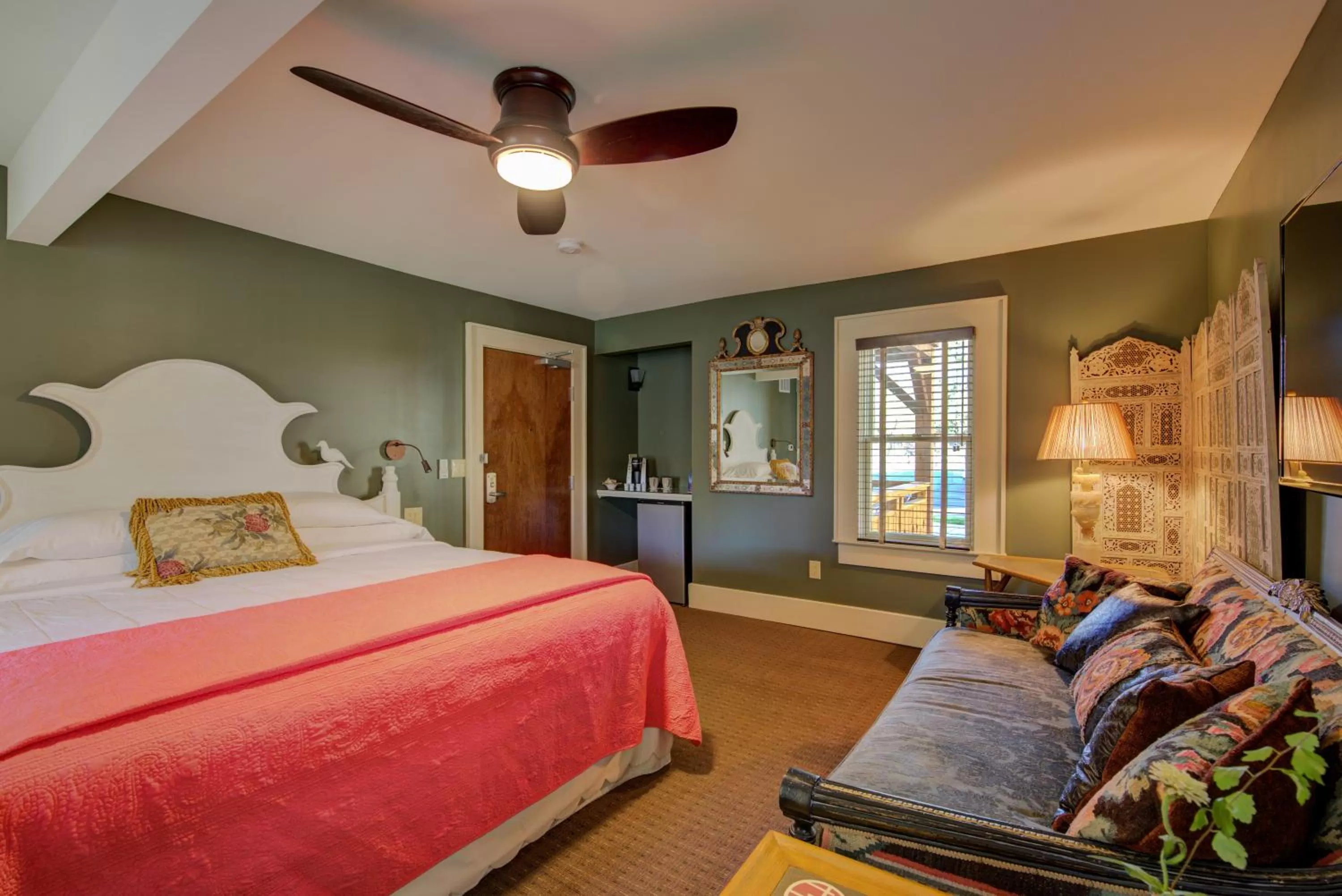 King Room in Hotel Broad Ripple