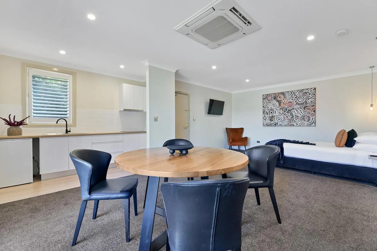 One-Bedroom Villa in Central Caleula Motor Lodge