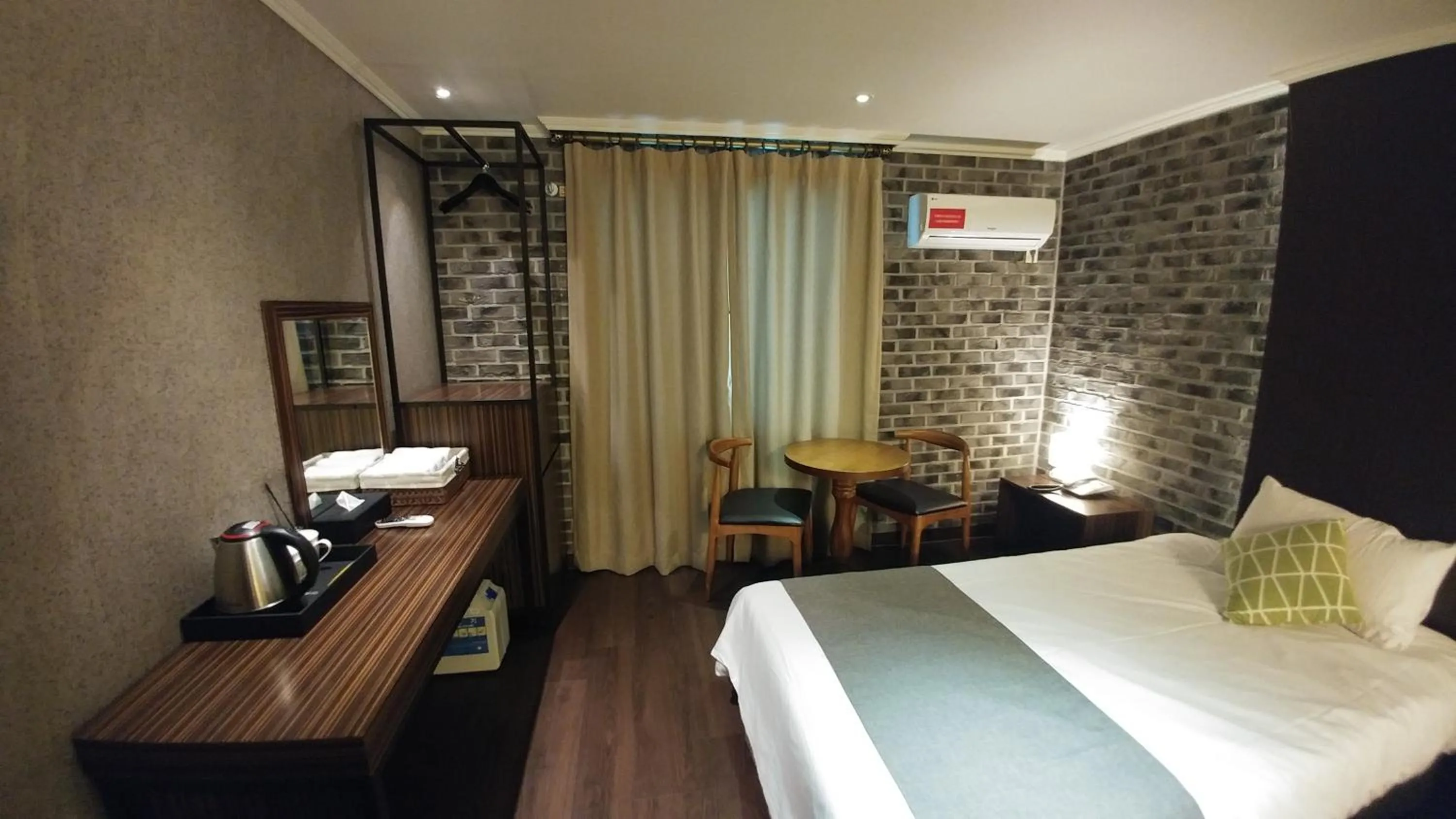 Standard Single Room - single occupancy in Hotel Tong Yeondong Jeju
