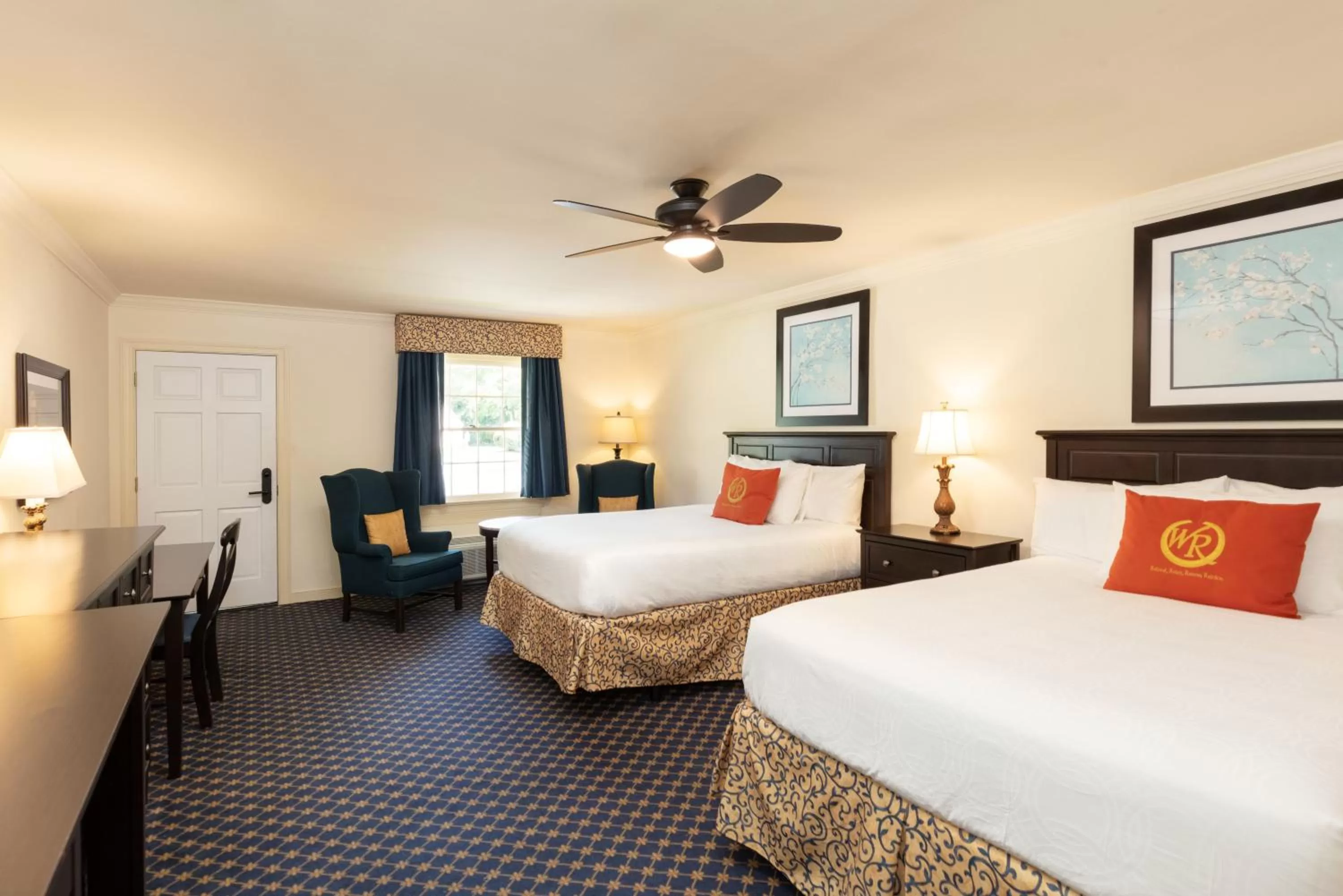 Colonial Double Queen Guestroom in Westgate Historic Williamsburg Resort