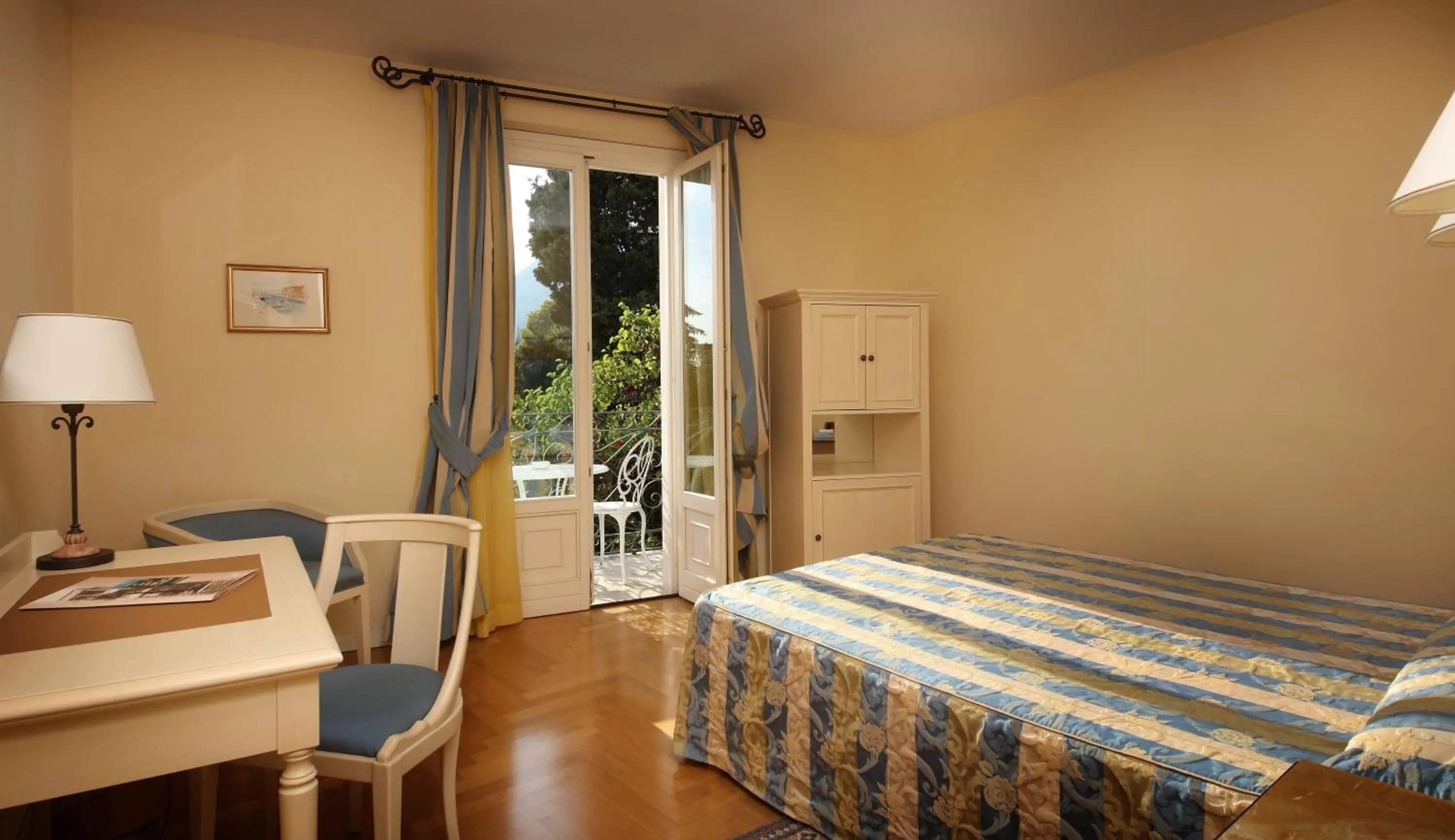Classic Double or Twin Room in Villa Sofia Hotel