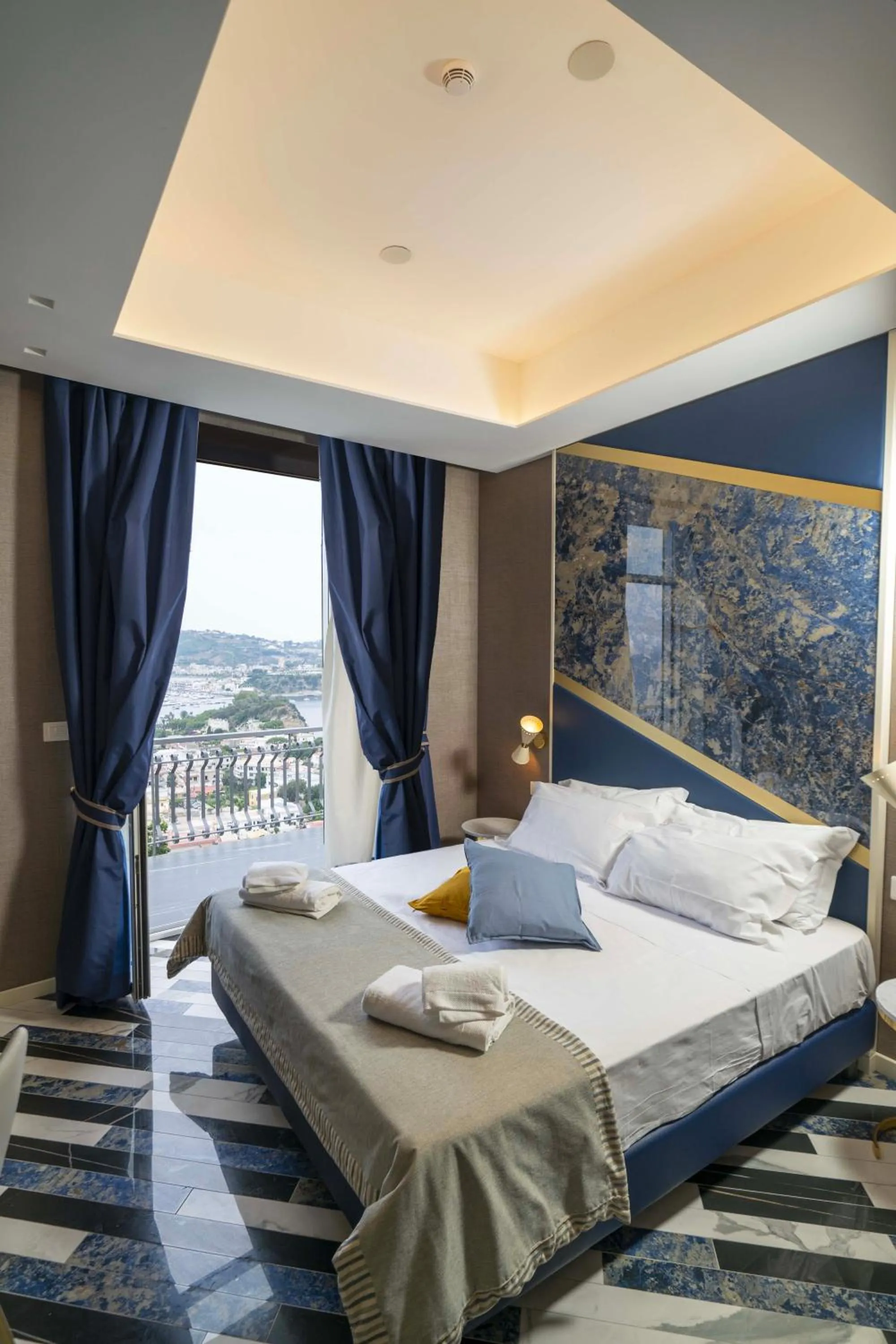 Superior Double Room with Sea View - single occupancy in Hotel Cala Moresca