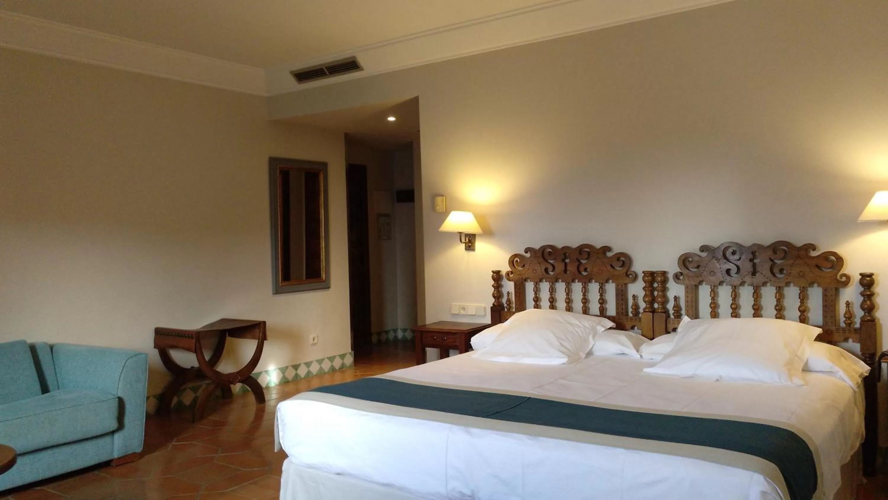 Superior Double Room in Parador de Alcañiz