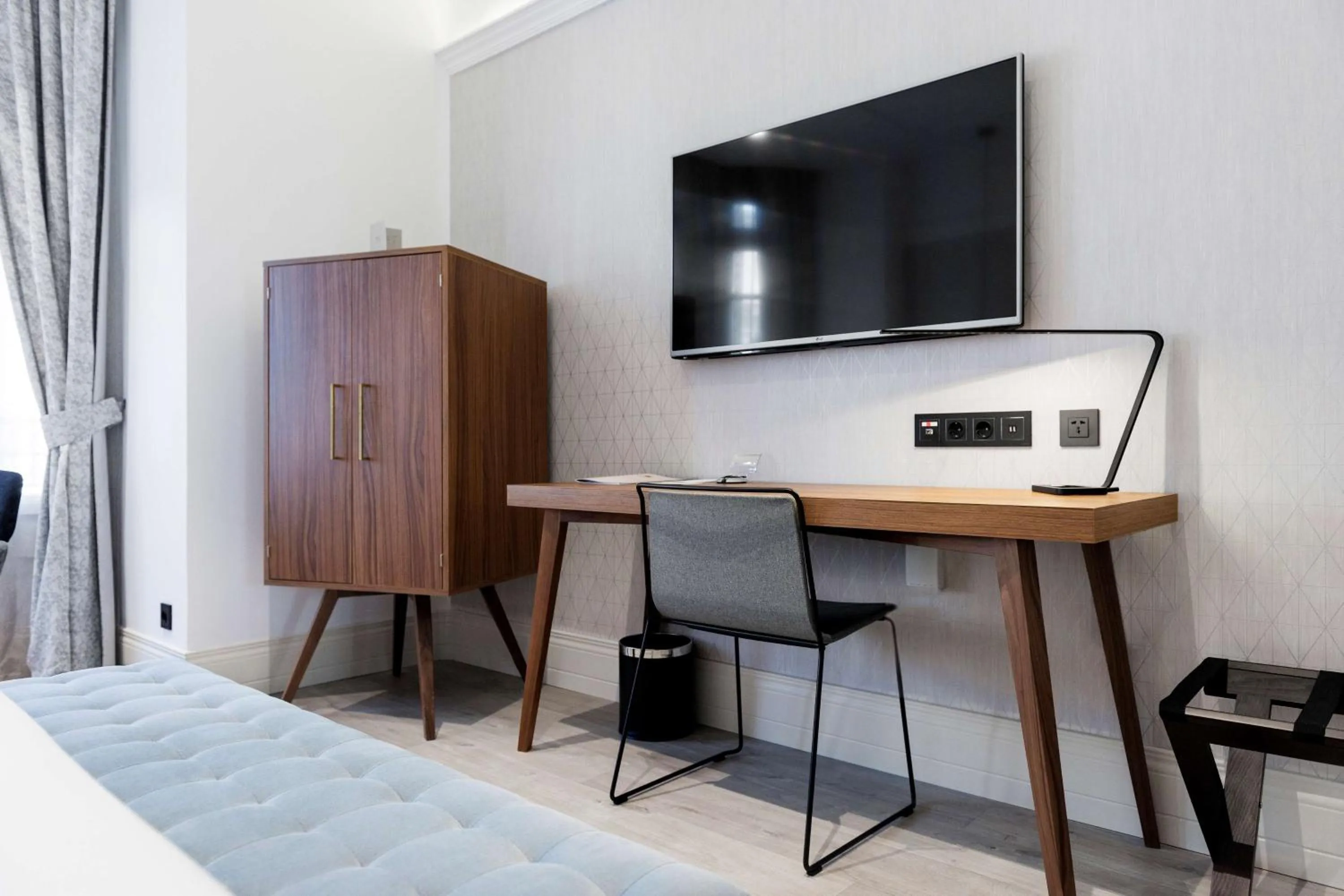 Superior King Room in DoubleTree by Hilton Madrid-Prado