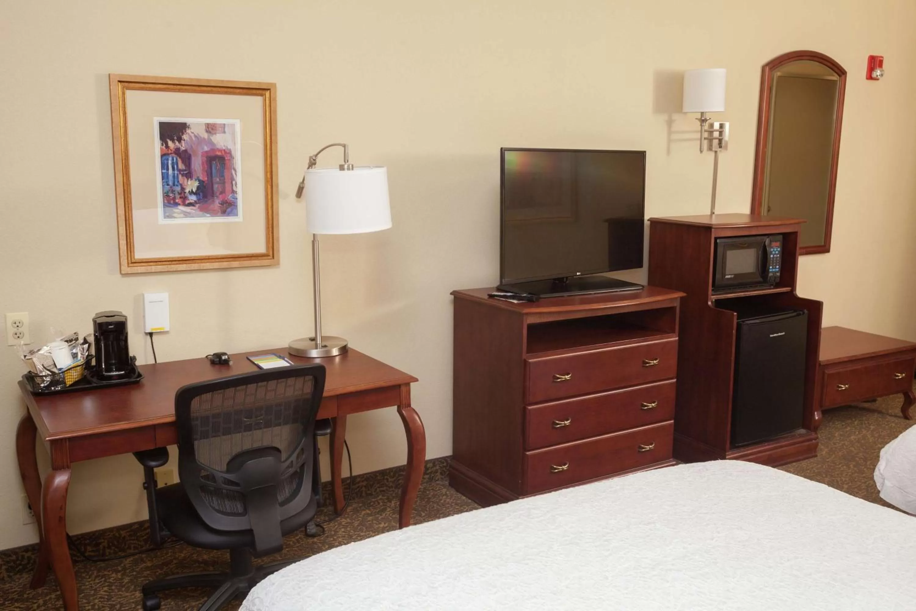 Queen Room with Two Queen Beds - Non-Smoking in Hampton Inn Oneonta
